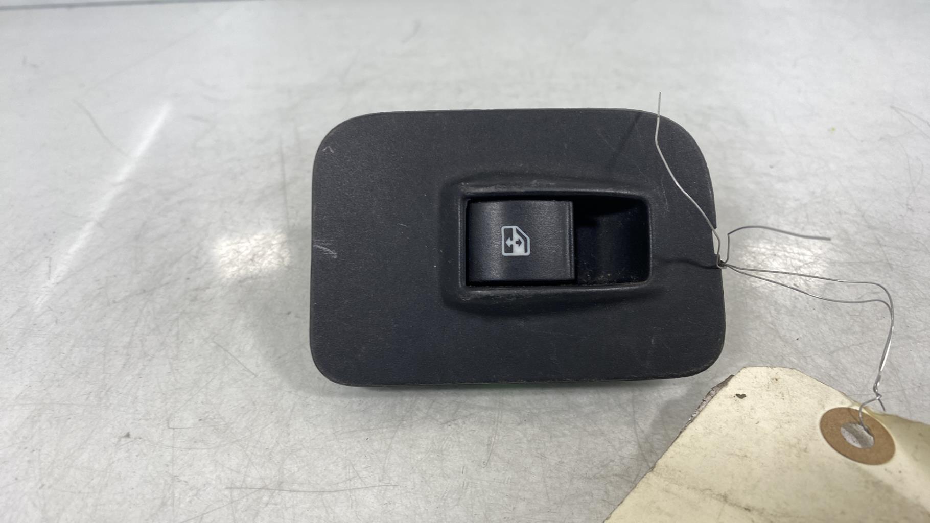 Interruttore lavacristalli anteriore destro CITROEN NEMO  - 1