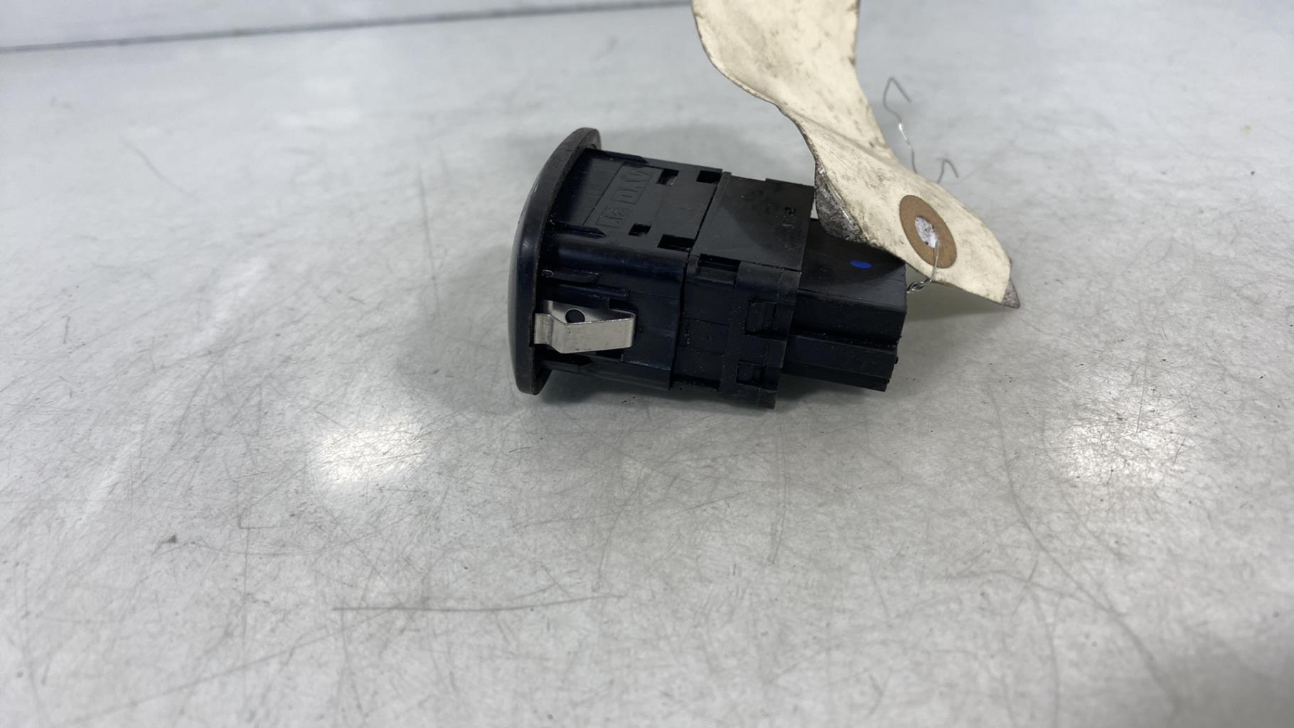 Interruttore lavacristalli anteriore destro PEUGEOT 1007 Diésel - 1