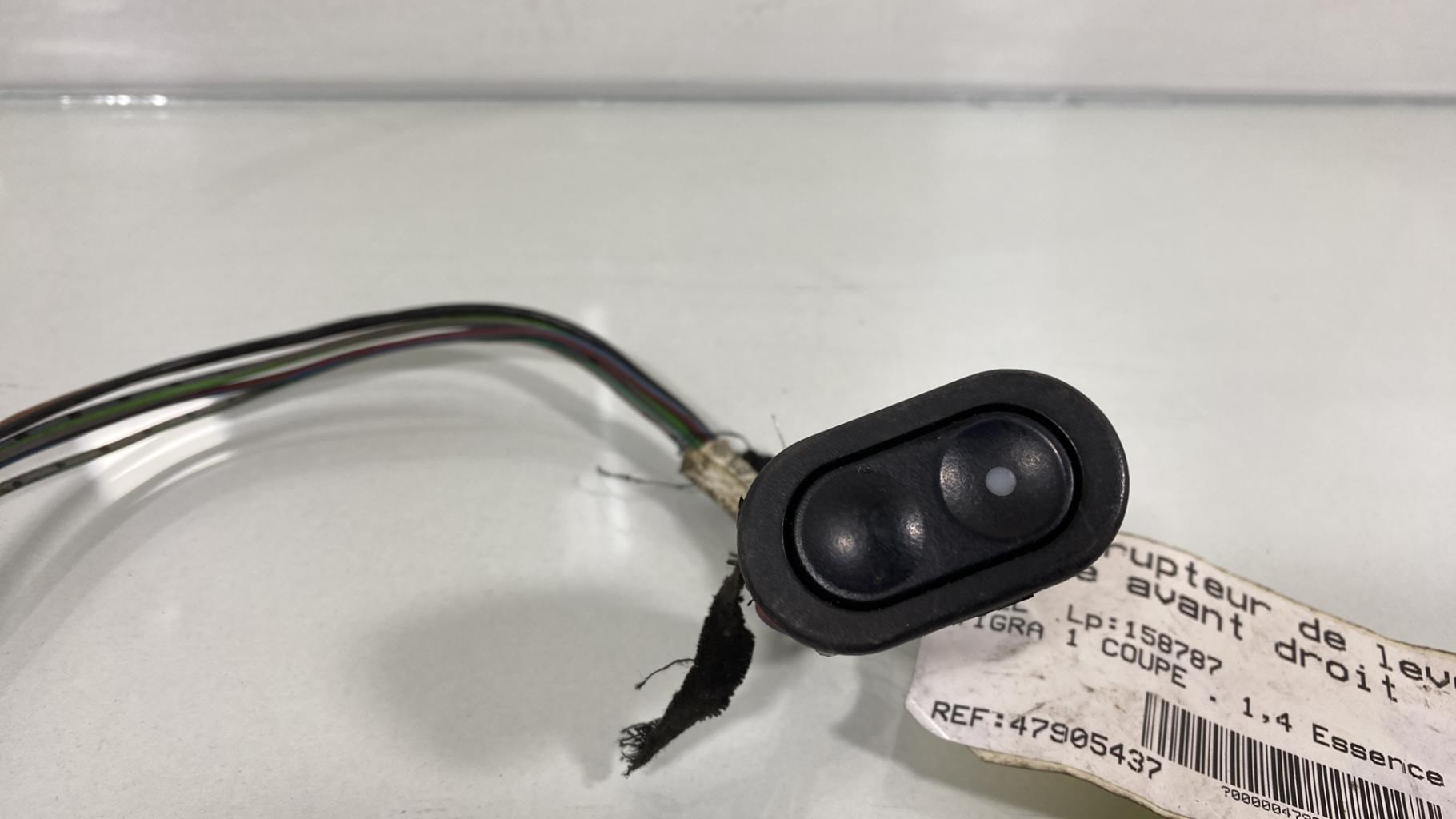 Interruttore lavacristalli anteriore destro OPEL TIGRA 1 COUPE Gasolina - 1