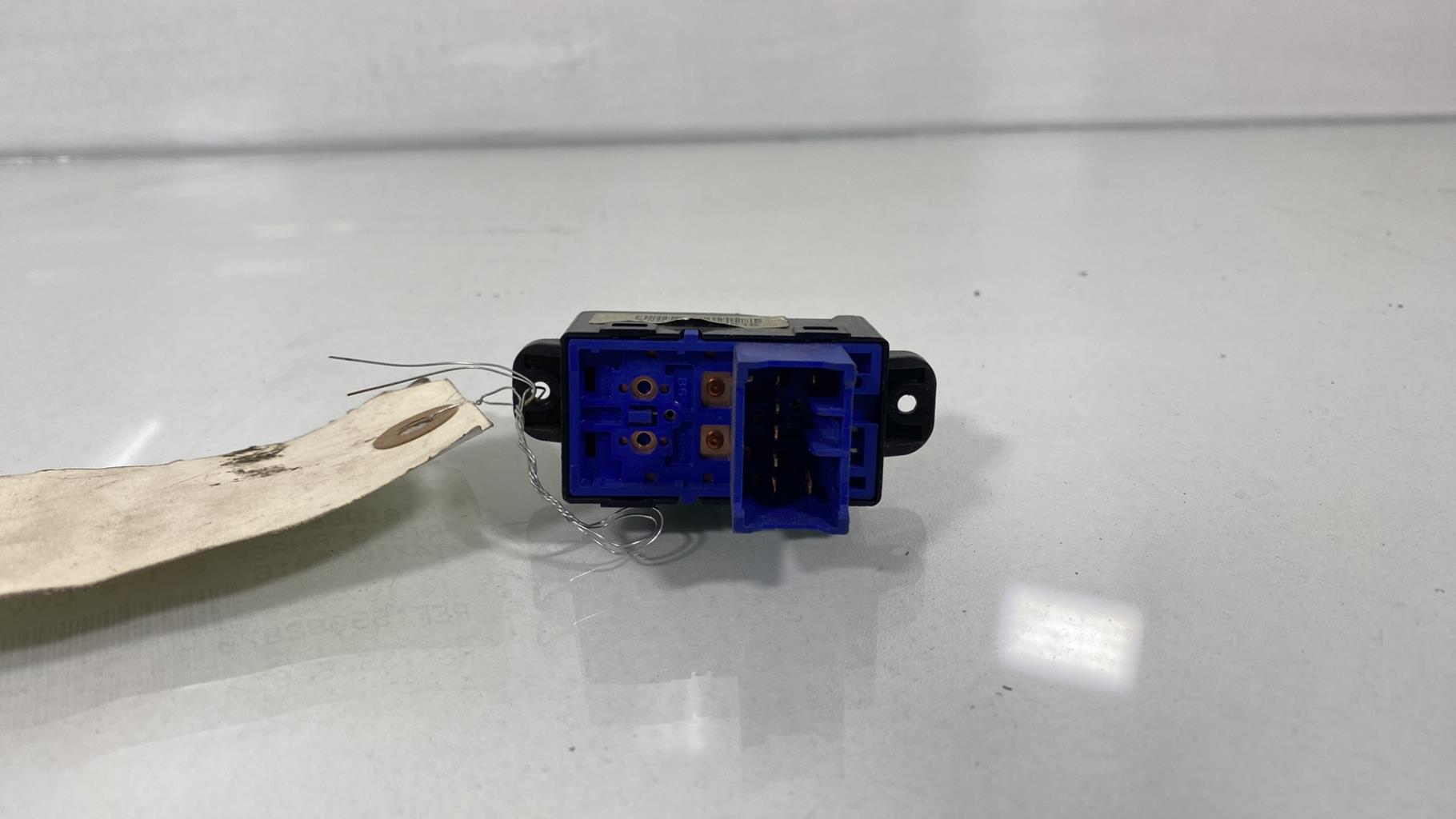 Interruttore lavacristalli anteriore destro KIA RIO 3 PHASE 2 Gasolina - 1