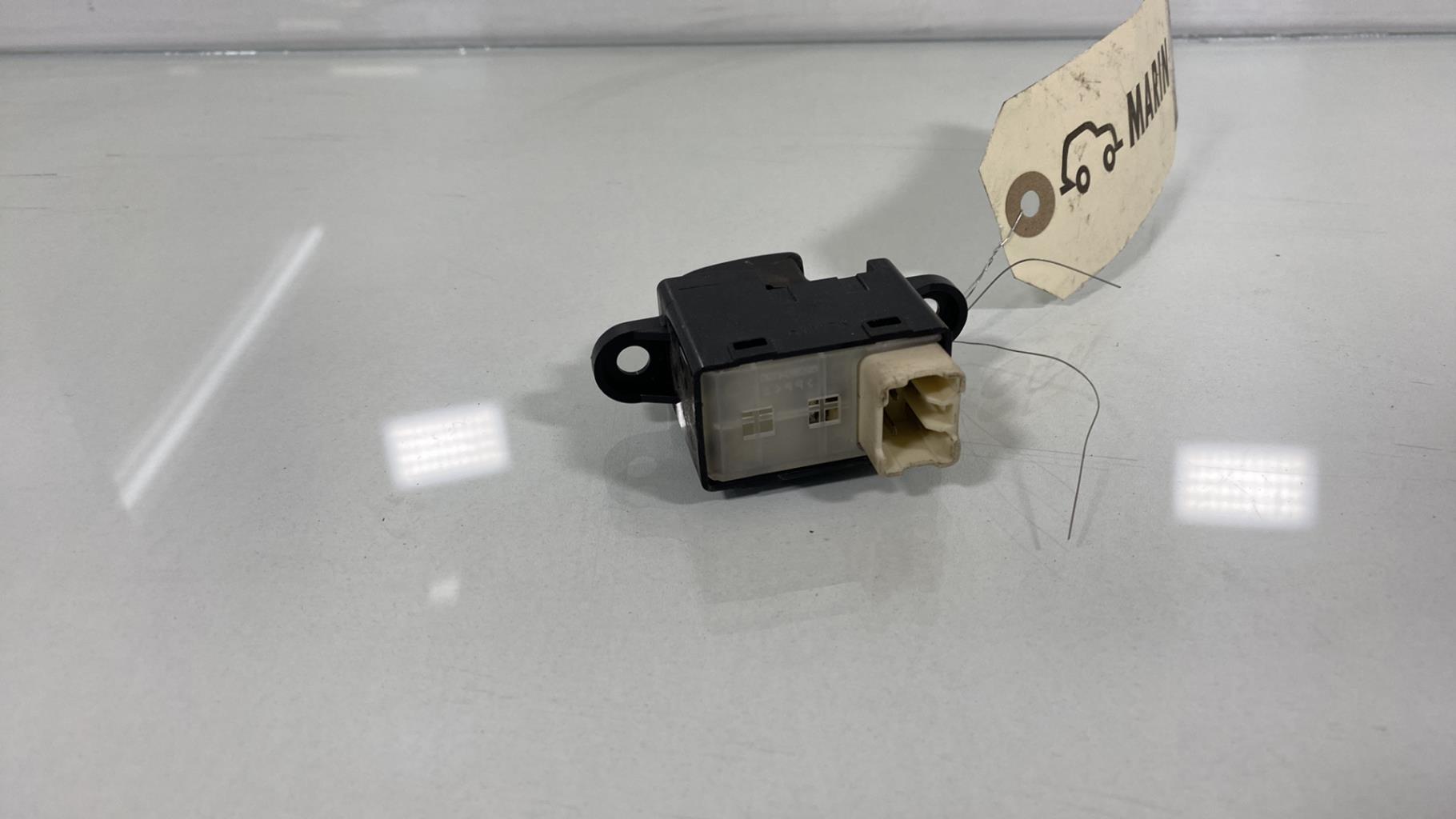 Interruttore lavacristalli anteriore destro HYUNDAI ATOS 1 PRIME Gasolina - 1