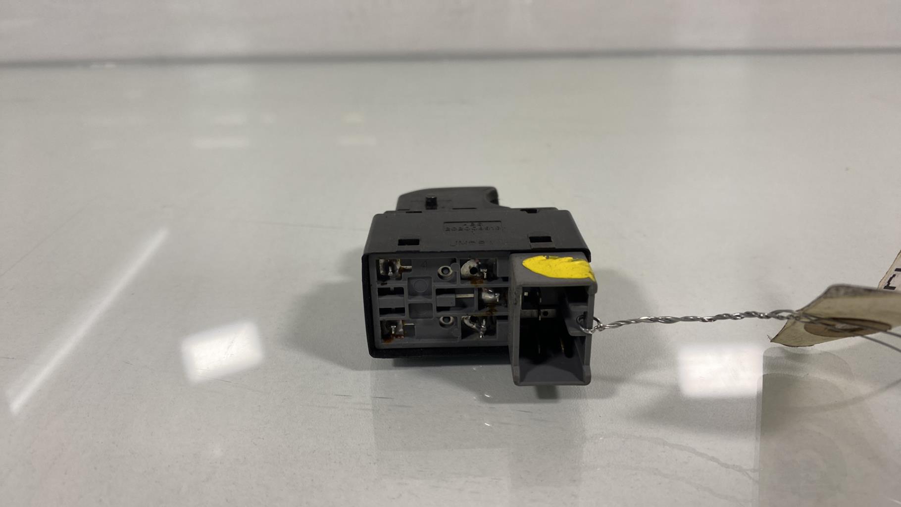 Interruttore lavacristalli anteriore destro CHEVROLET SPARK PHASE 1 Gasolina/GLP - 1