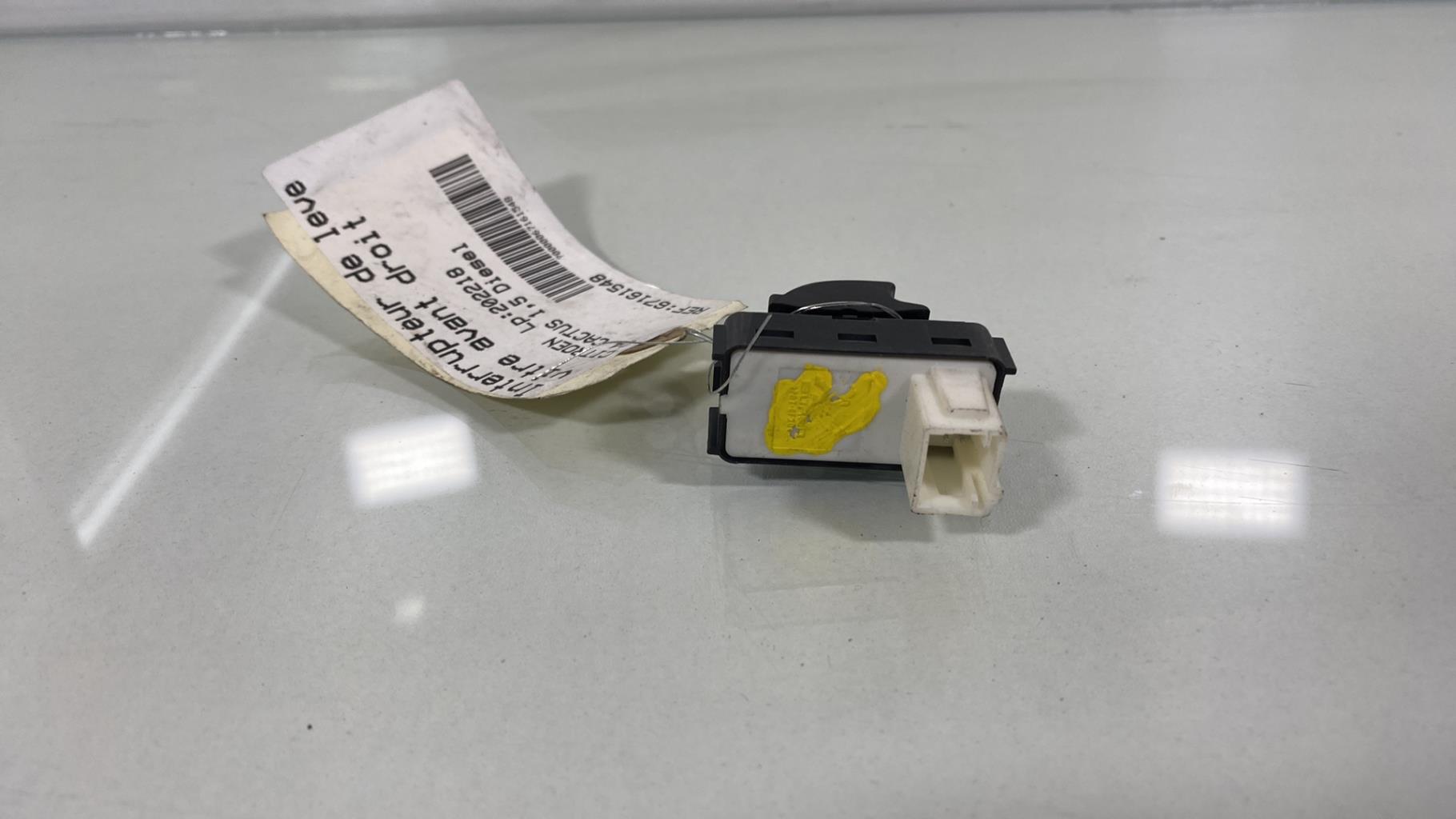 Interruttore lavacristalli anteriore destro CITROEN C4 CACTUS Diésel - 1
