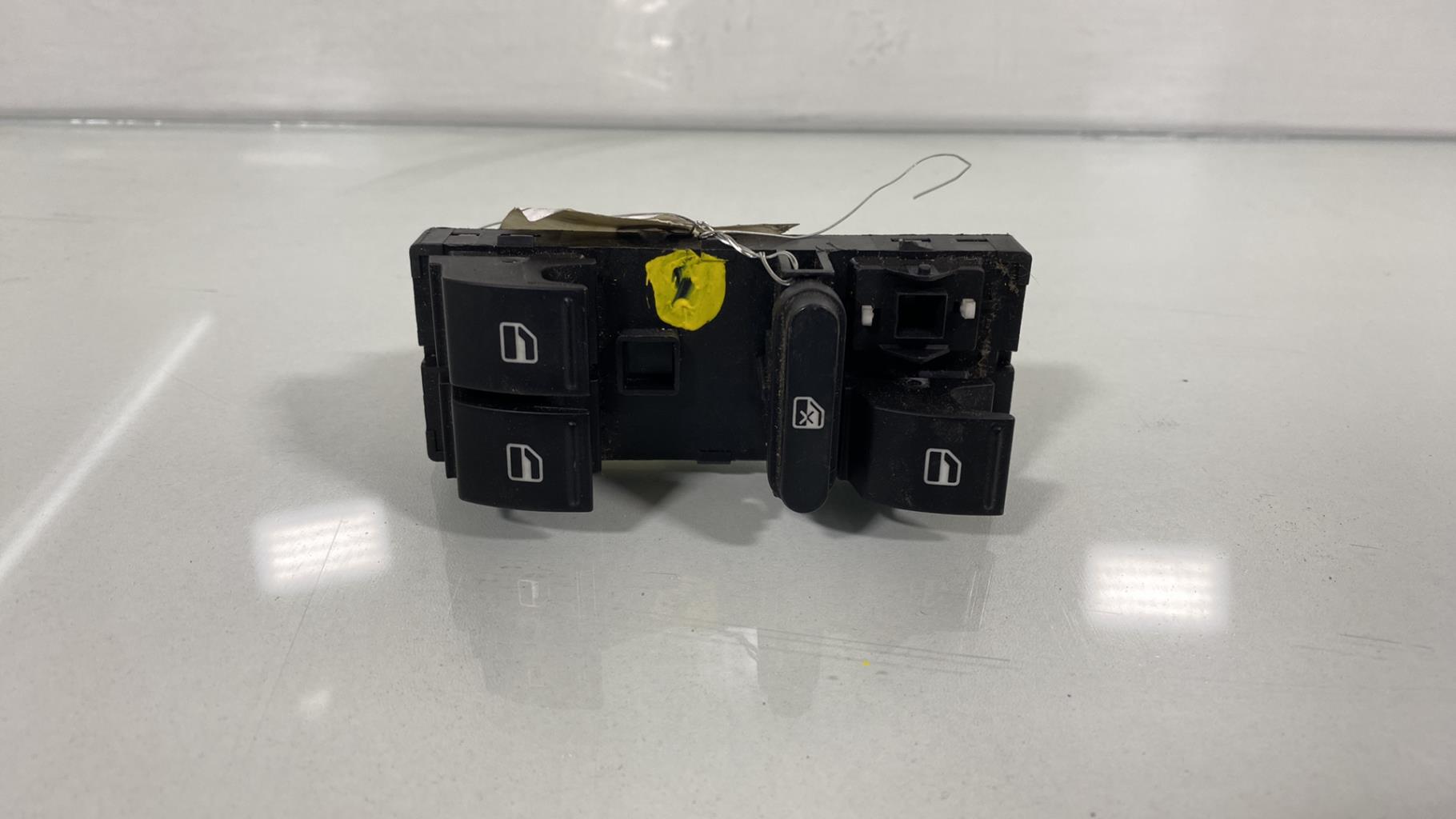 Interruttore lavacristalli anteriore sinistro SEAT ALTEA XL PHASE 2 Diésel - 1