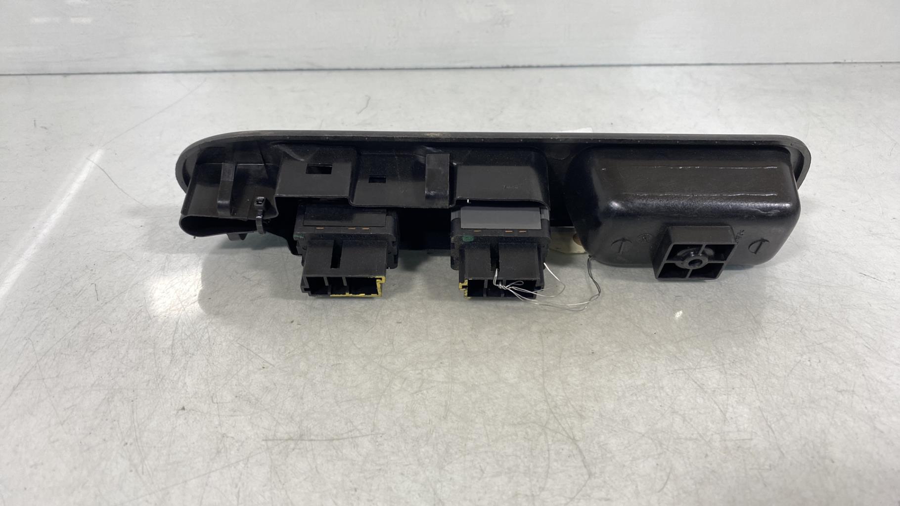 Interruttore lavacristalli anteriore sinistro PEUGEOT 307 PHASE 1 Diésel - 1