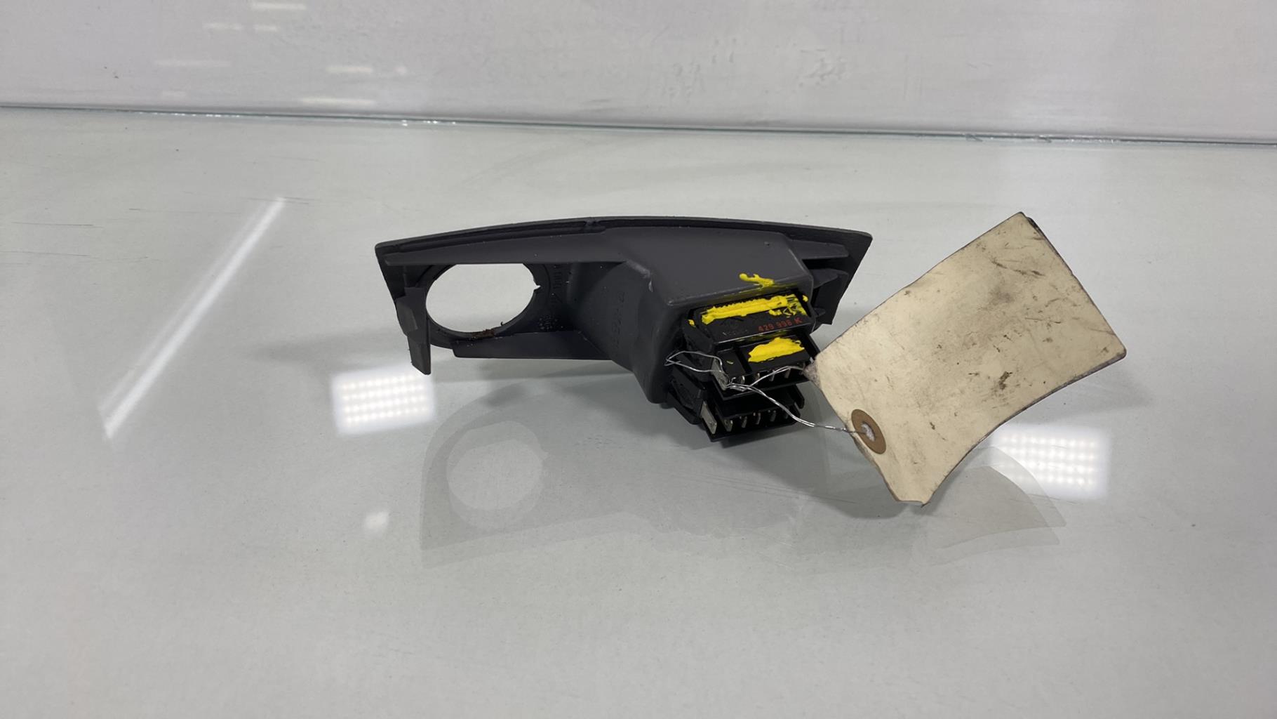 Interruttore lavacristalli anteriore sinistro RENAULT MEGANE 1 PHASE 2 Gasolina - 1