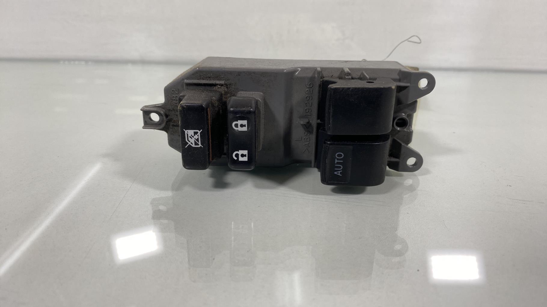 Interruttore lavacristalli anteriore sinistro TOYOTA YARIS 3 PHASE 1 Diésel - 1