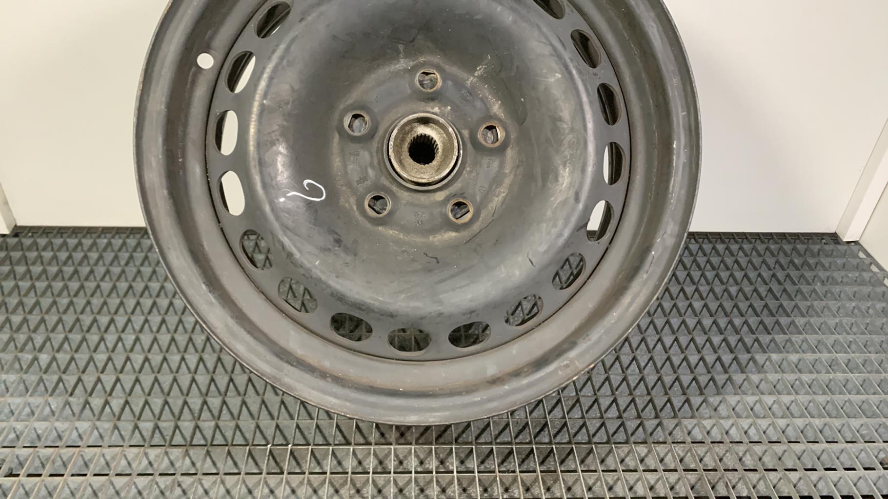 Llanta VOLKSWAGEN PASSAT 4  - 1