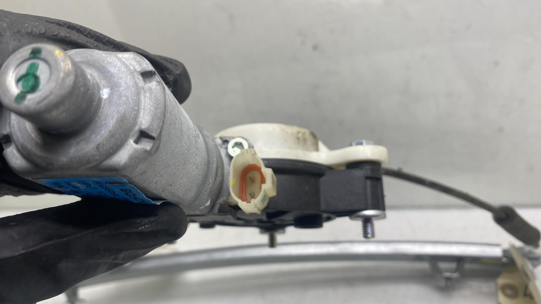Alzacristalli elettrico anteriore destro HYUNDAI I 20 2 PHASE 1 Gasolina - 1
