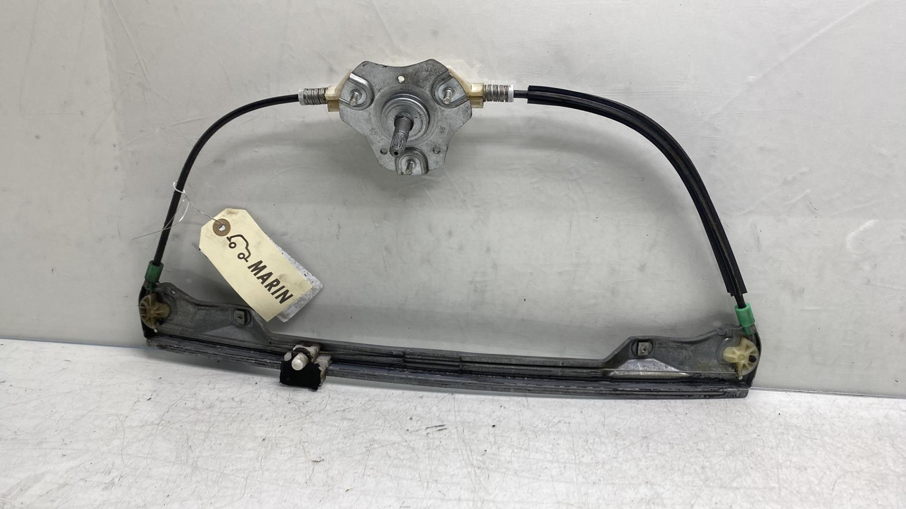 Alzacristalli manuale posteriore sinistro RENAULT CLIO 2 PHASE 1 Diésel - 1