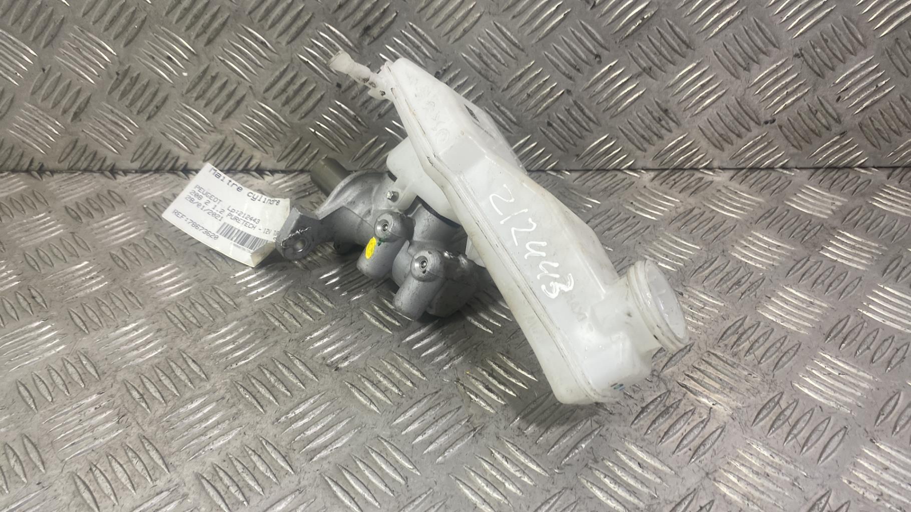 Cilindro maestro (freno) PEUGEOT 208 2 Gasolina - 1