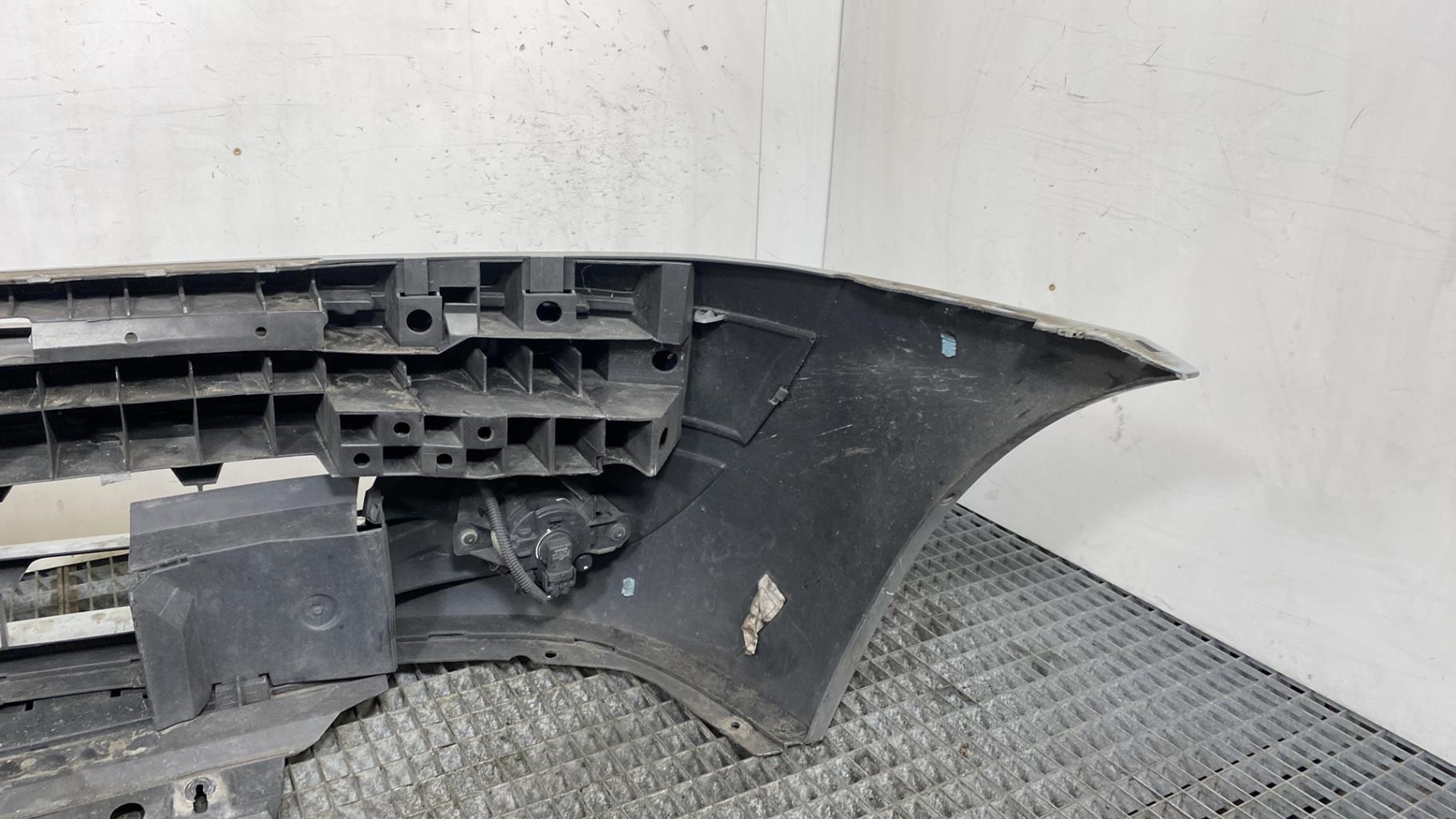 Pare choc avant RENAULT CLIO 2 PHASE 2 Essence - 1