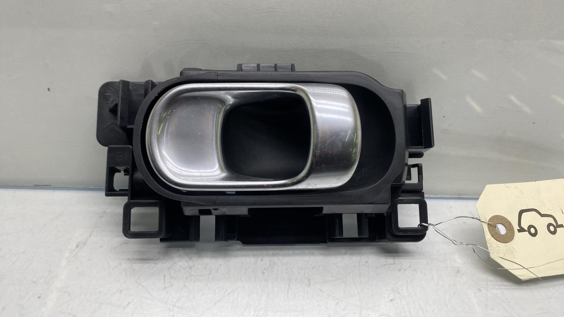 Maniglia interna anteriore sinistra CITROEN C3 3 PHASE 1 Gasolina - 1