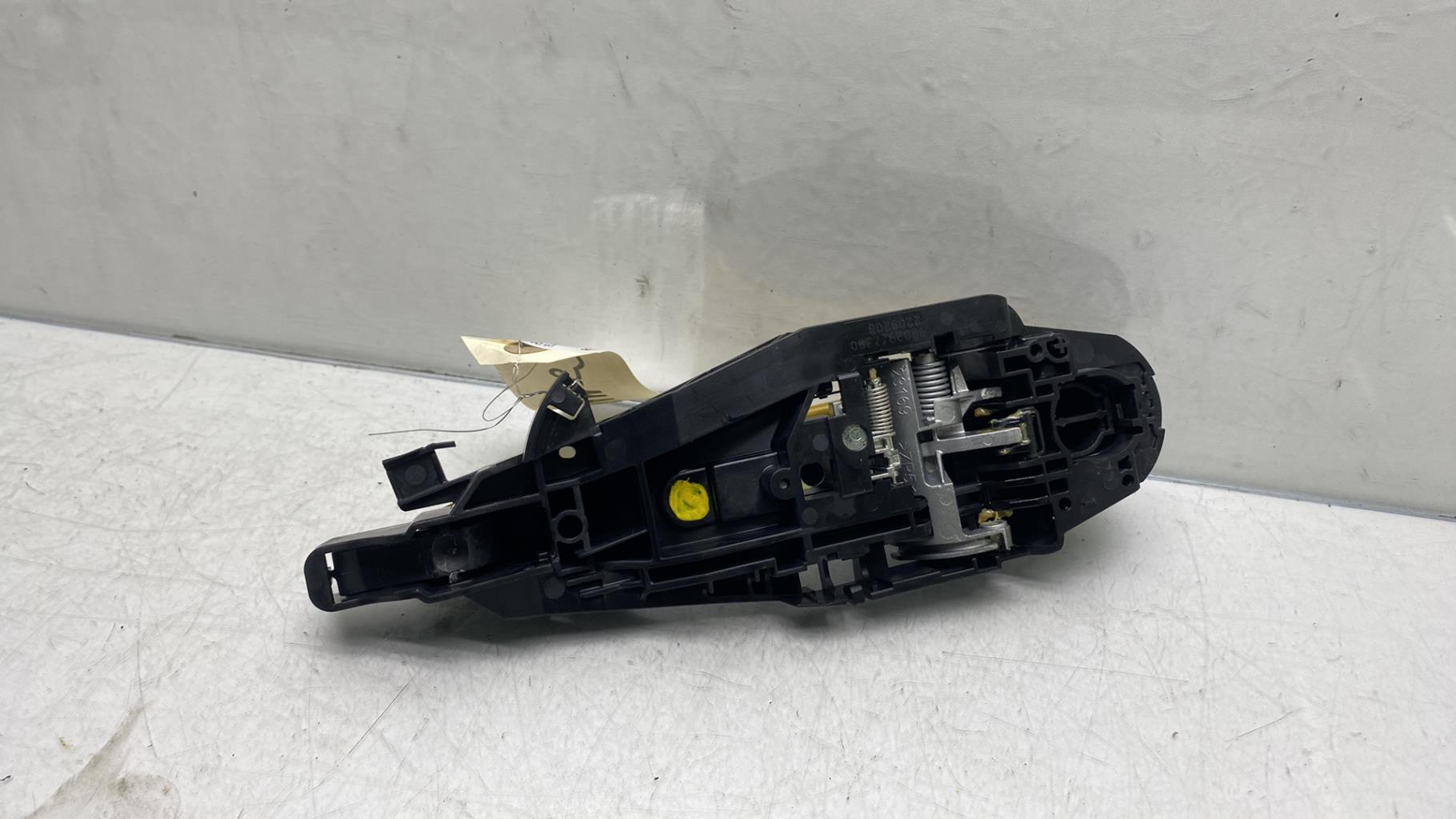 Maniglia portiera posteriore sinistra PEUGEOT 208 2 Gasolina - 1
