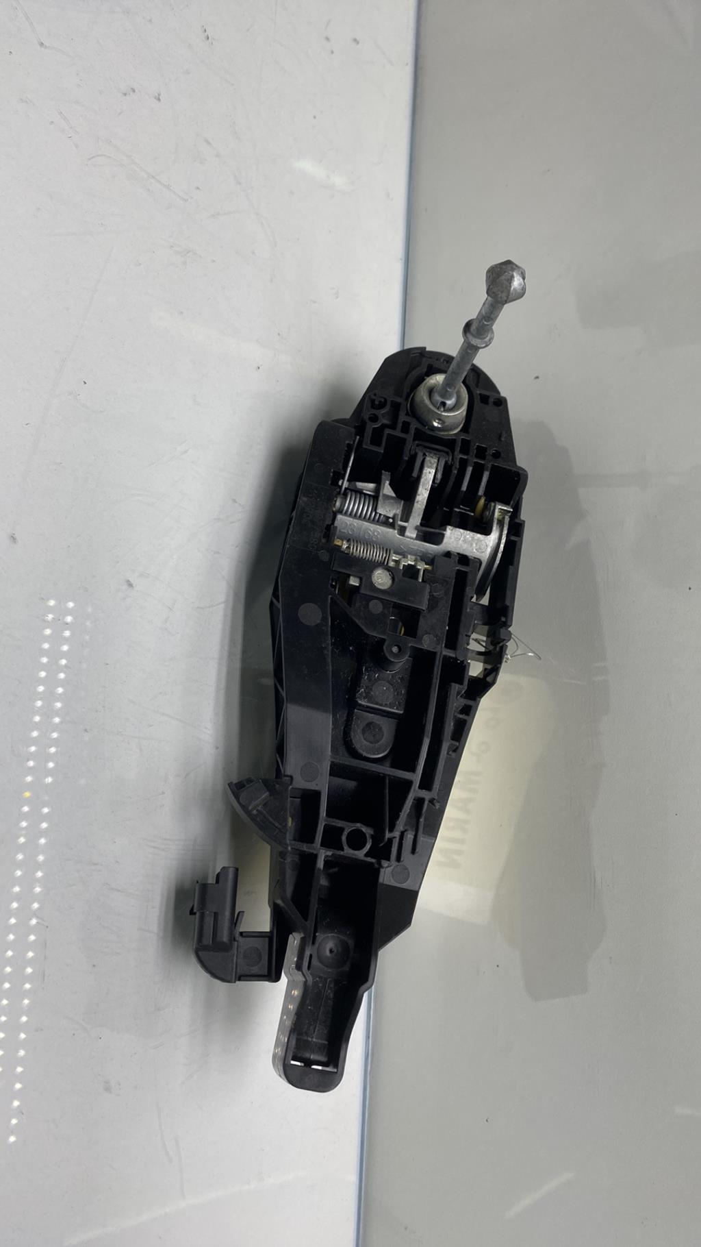 Maniglia portiera anteriore sinistra PEUGEOT 208 2 Diésel - 1