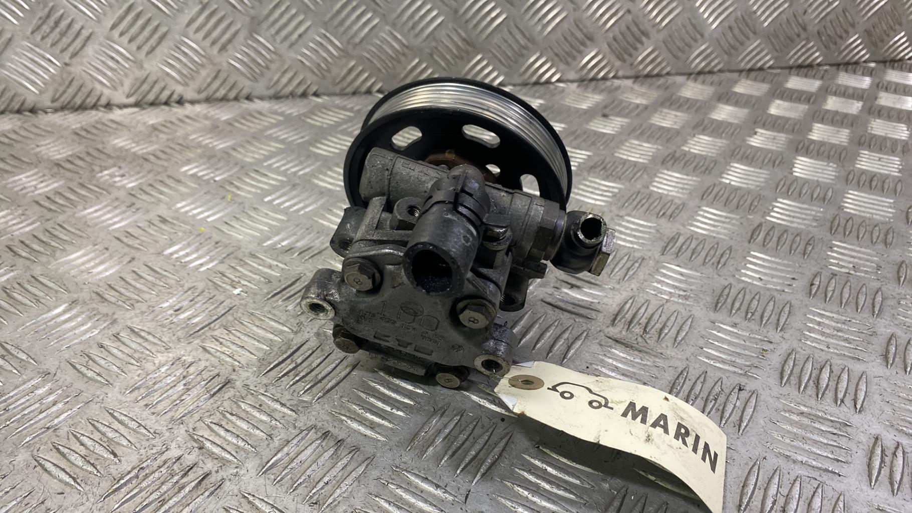 Pompe de direction VOLKSWAGEN BORA Diesel - 1