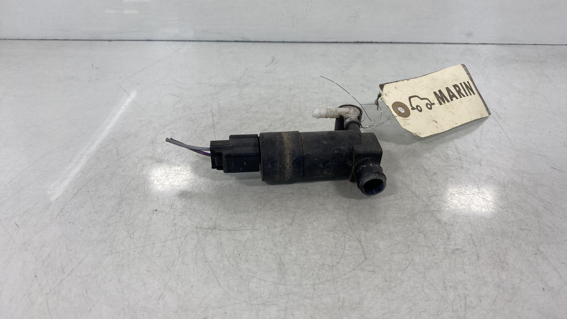 Pompe lave glace avant FORD FOCUS 3 PHASE 1 BREAK Diesel - 1