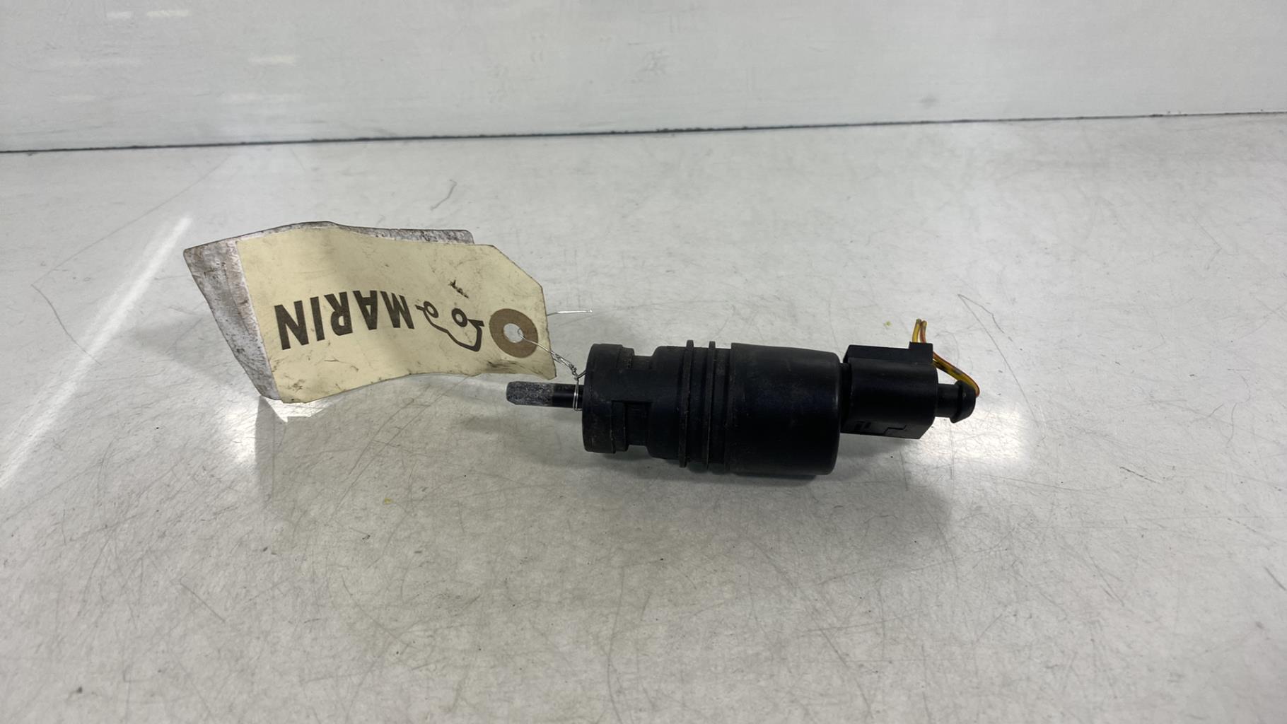 Pompa lavacristalli anteriore SUZUKI SWIFT 4 Diésel - 1