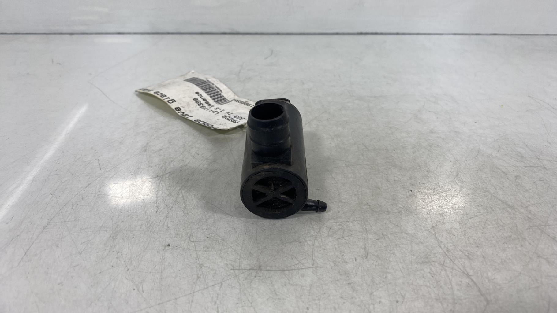 Pompe lave glace avant MAZDA 323 4 PHASE 2 Essence - 1