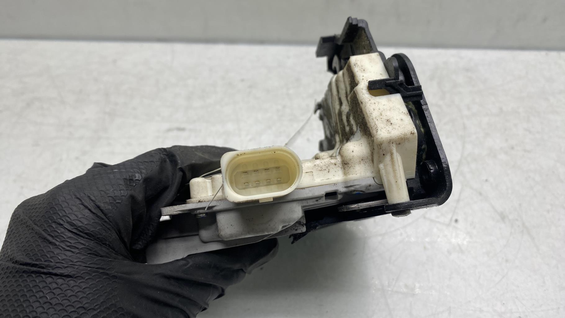 Serrure arriere gauche SEAT EXEO Diesel - 1