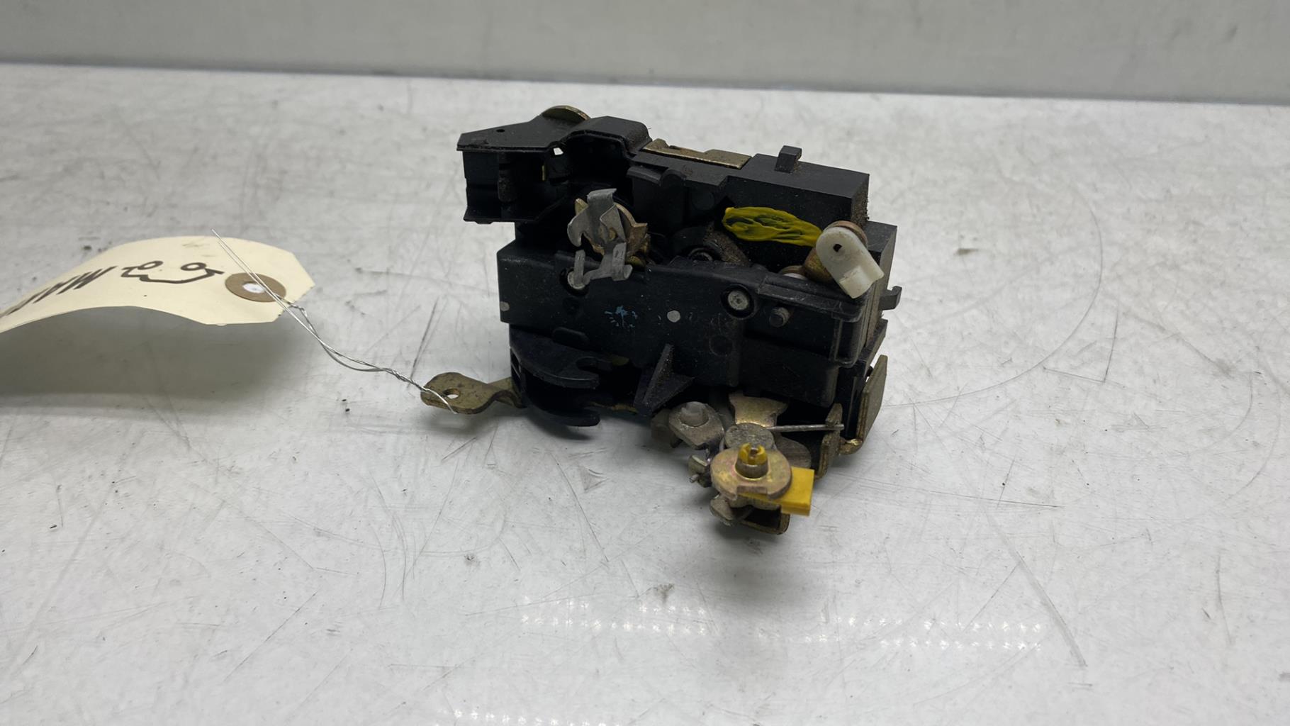 Serratura anteriore destra RENAULT KANGOO 1 PHASE 1 Diésel - 1