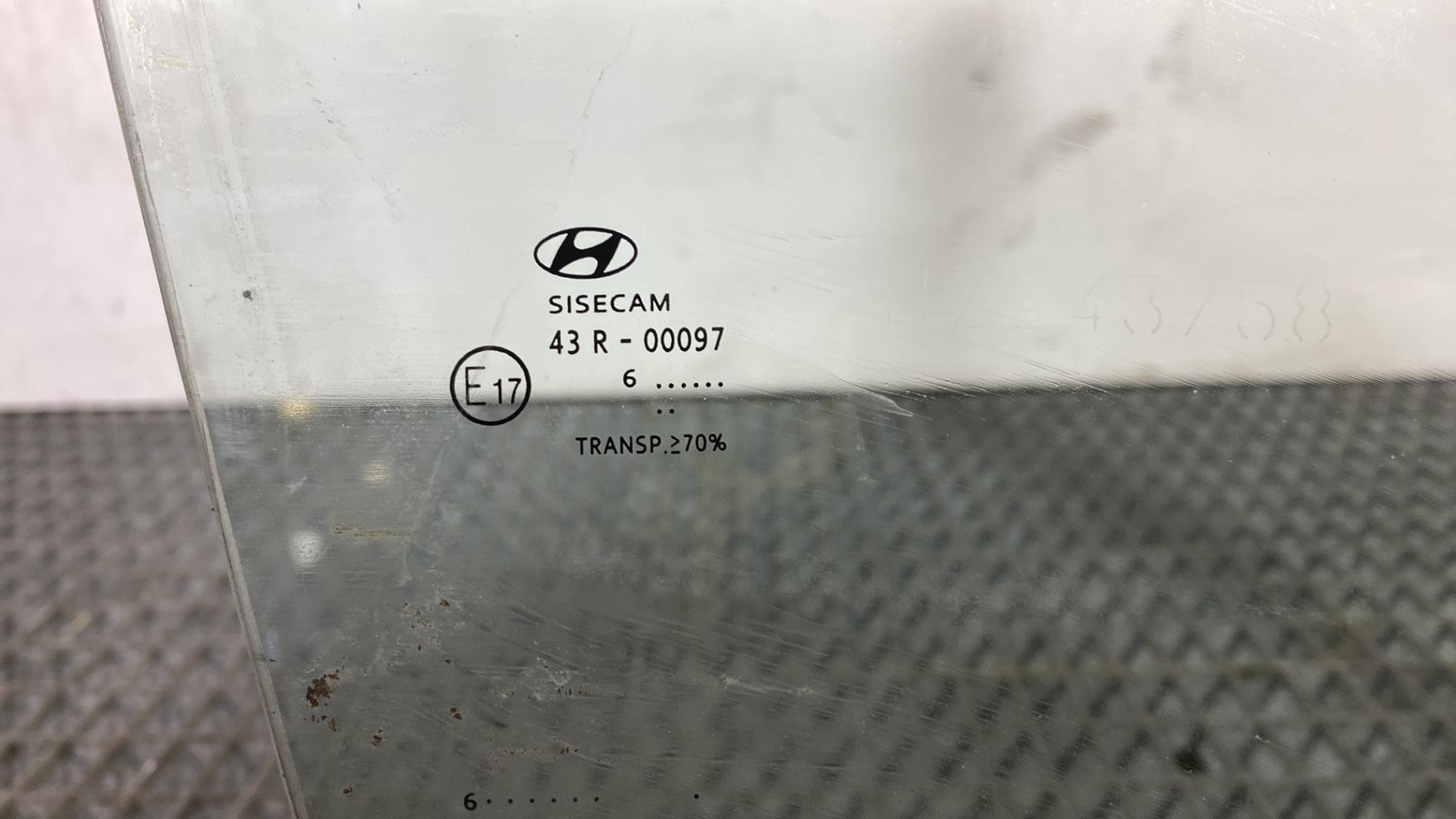 Vetro anteriore destro HYUNDAI I 20 2 PHASE 1 Gasolina - 1