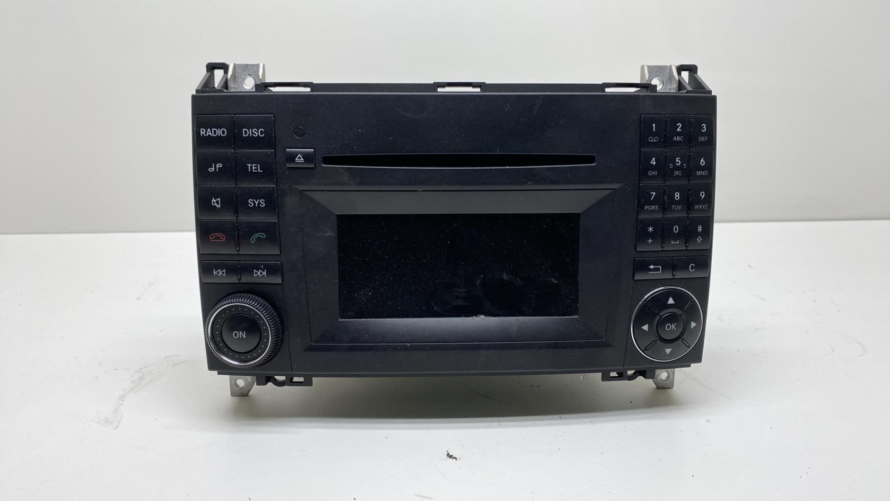 Autoradio originale MERCEDES CLASSE B 245 PHASE 2 Diésel - 1