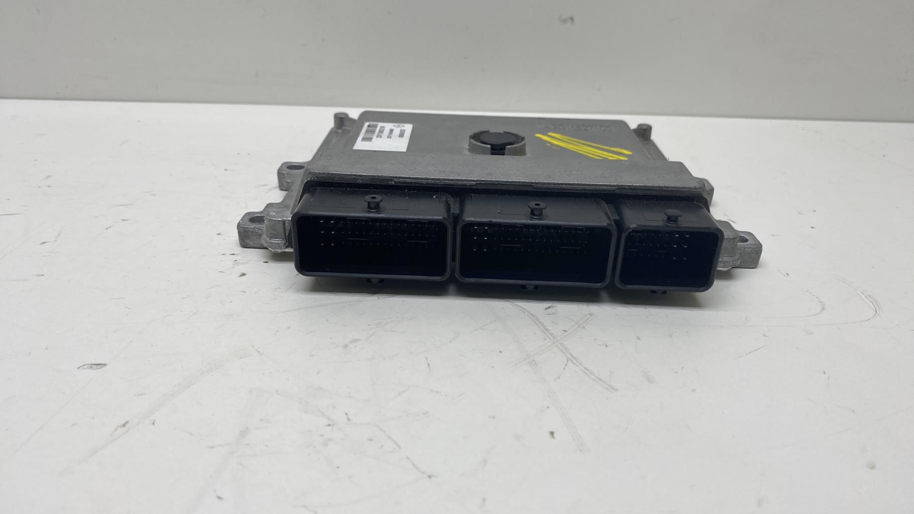 Centralina motore RENAULT CLIO 4 PHASE 2 Gasolina - 1