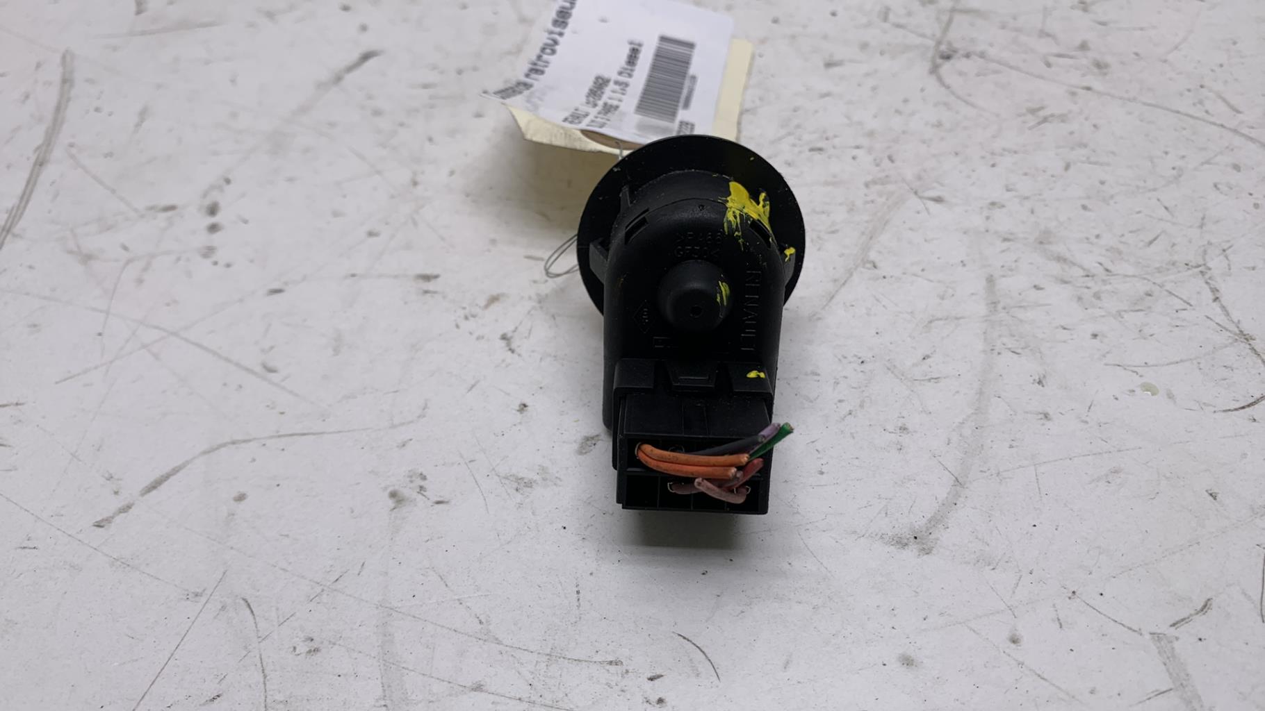 Commande retroviseurs RENAULT CLIO 3 PHASE 1 Diesel - 1