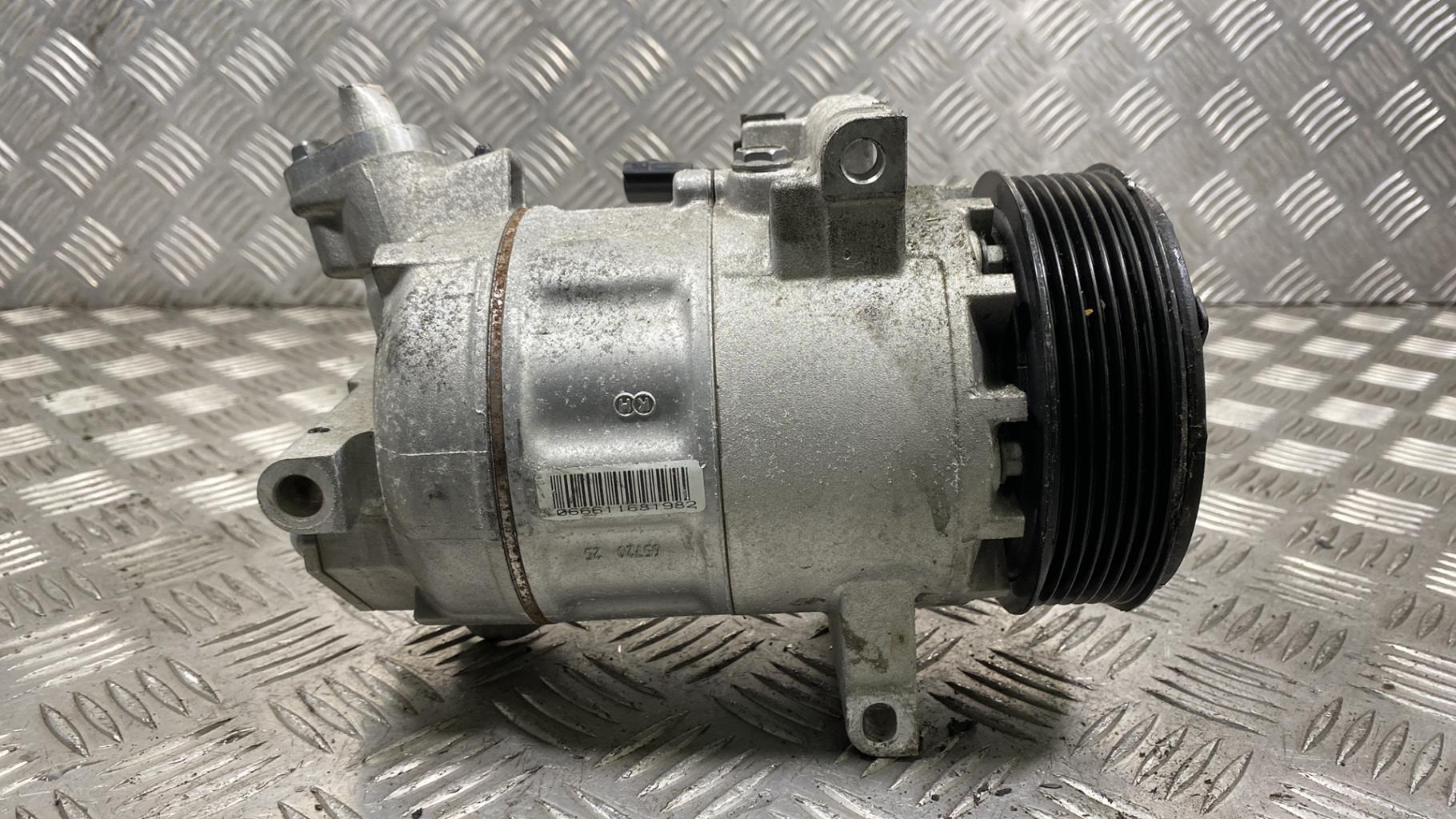 Compresseur clim RENAULT CLIO 4 PHASE 2 Essence - 1