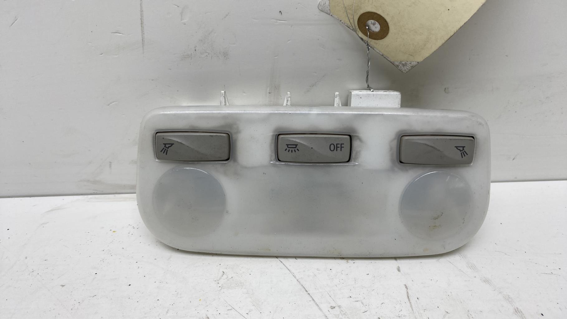 Eclairage de plafonnier RENAULT CLIO 4 PHASE 1 Diesel - 1