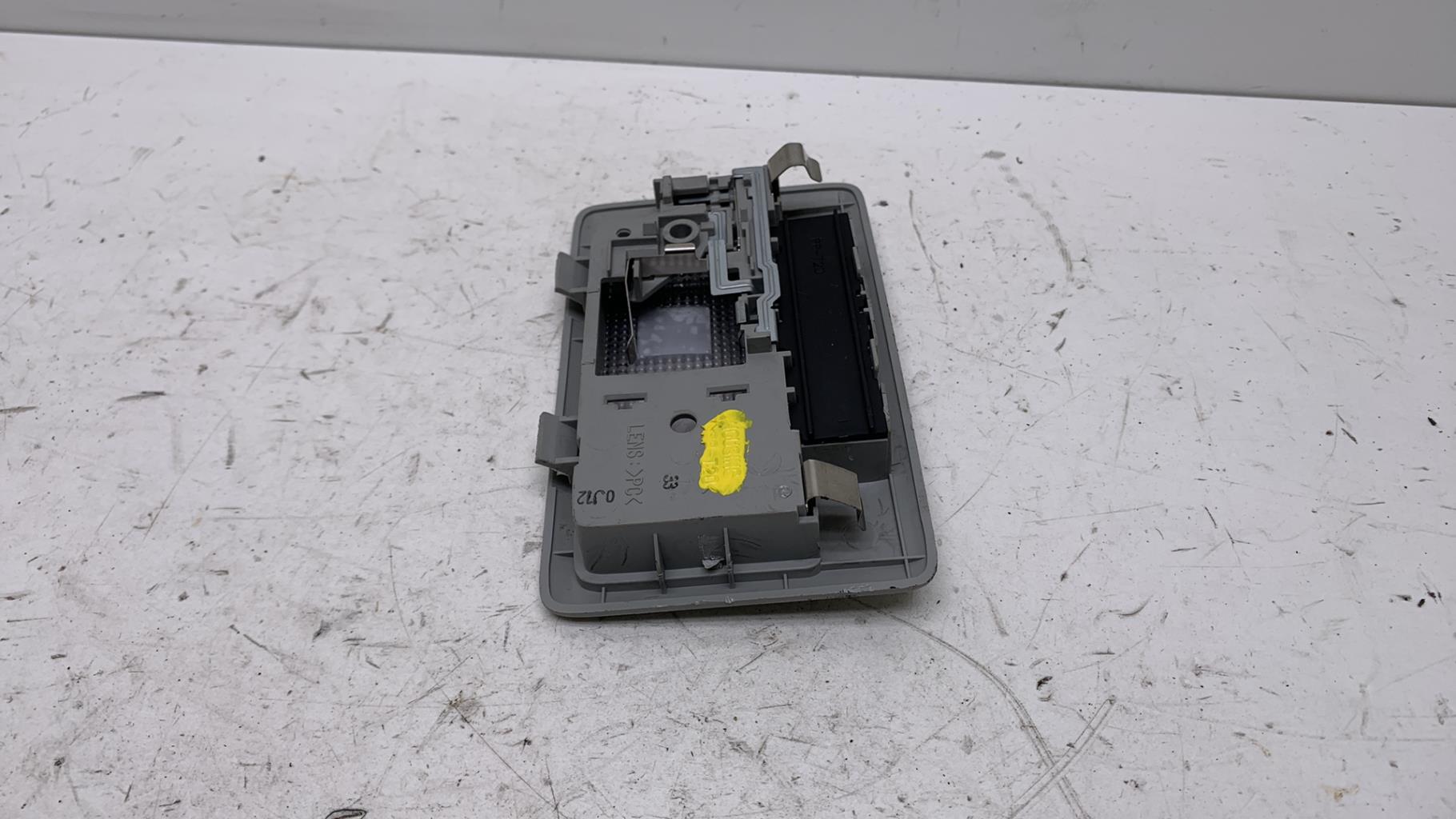 Eclairage de plafonnier OPEL AGILA B Essence - 1