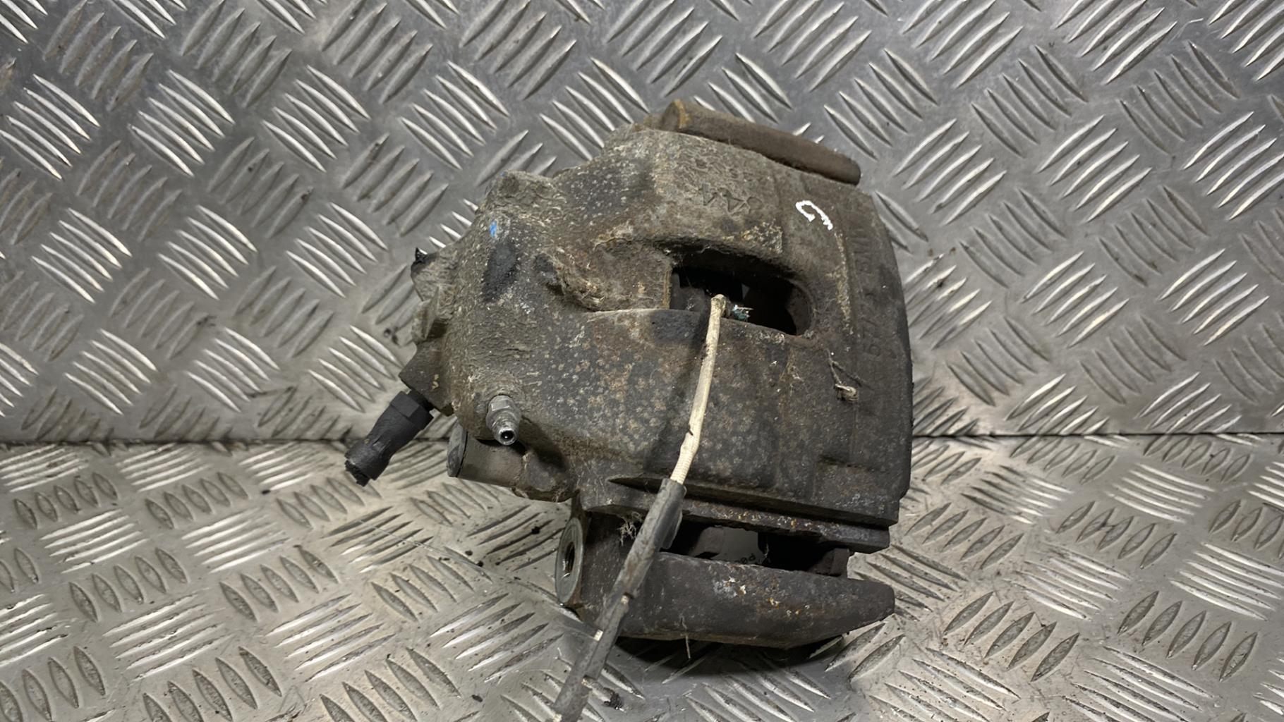 Pinza freni anteriore sinistra BMW X3 E83 PHASE 2 Diésel - 1