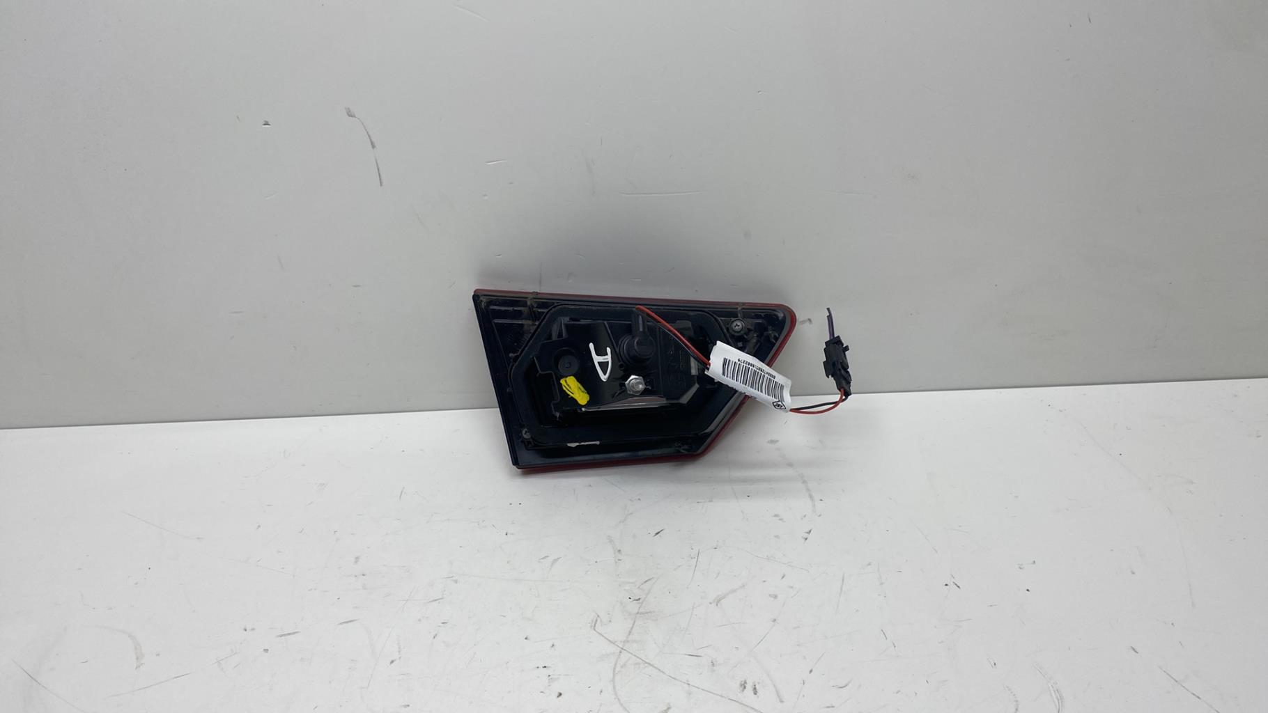 Feu arriere secondaire droit (feux) RENAULT CLIO 4 PHASE 2 Essence - 1