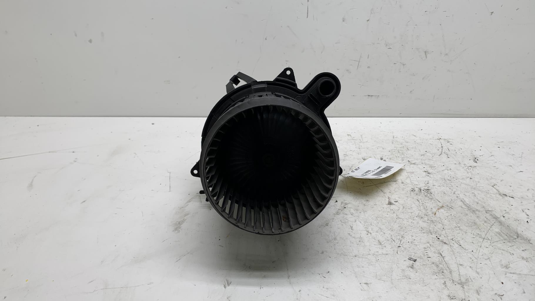 Pulseur d'air RENAULT CLIO 4 PHASE 2 Diesel - 1