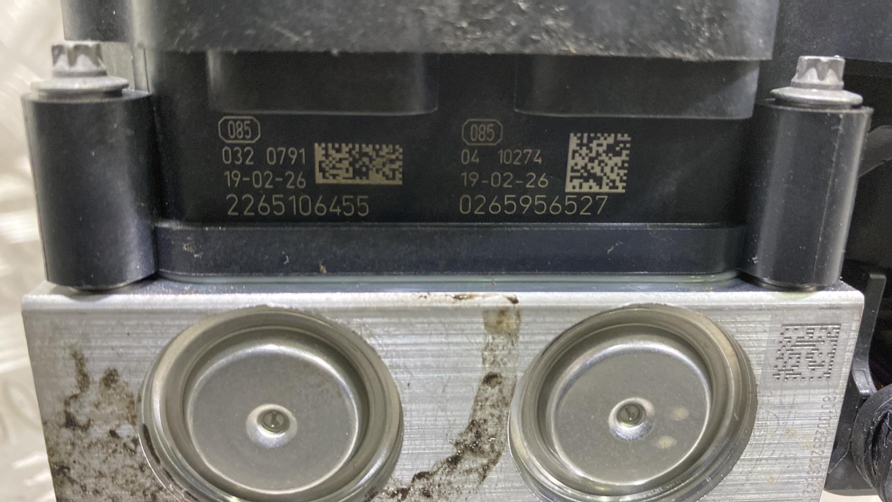Blocco ABS (antibloccaggio freni) RENAULT CLIO 4 PHASE 2 Gasolina - 1