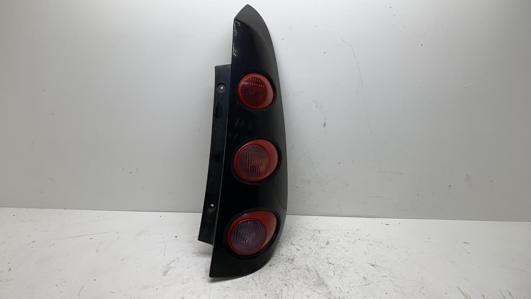 Fanale posteriore principale destro (luci) SMART FORFOUR 1 Gasolina - 1