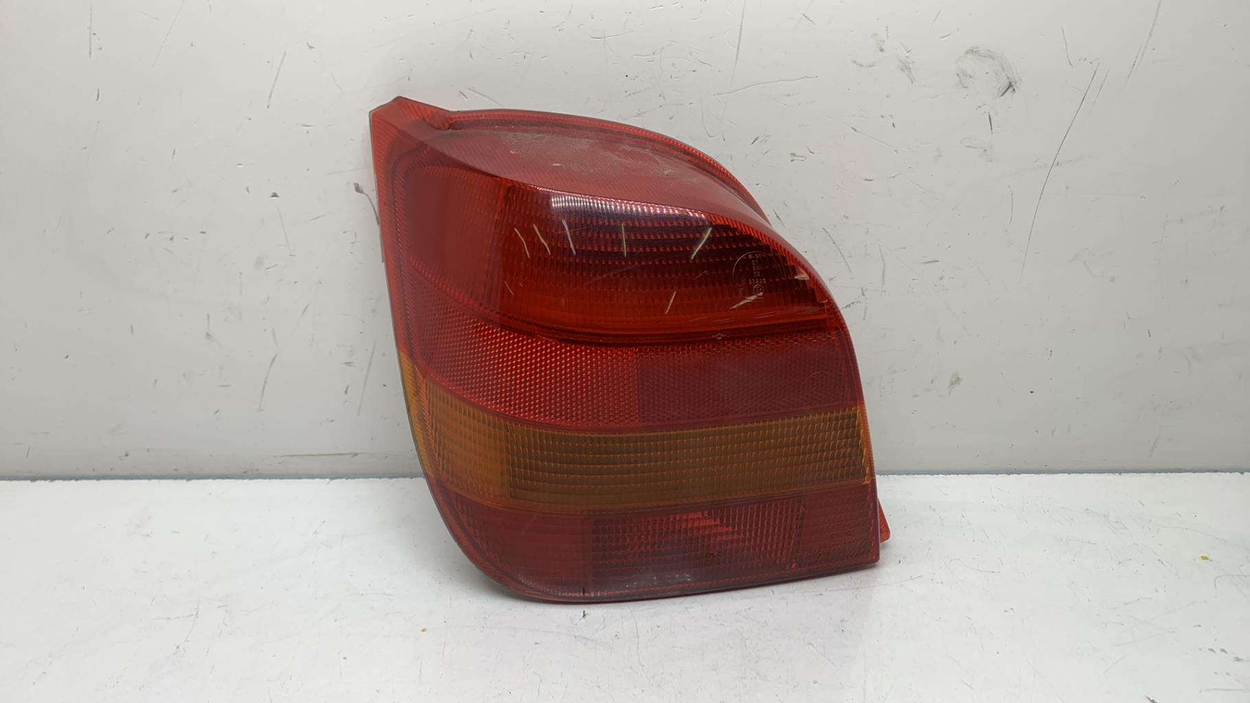 Fanale posteriore principale sinistro (luci) FORD FIESTA 3 PHASE 1 Gasolina - 1