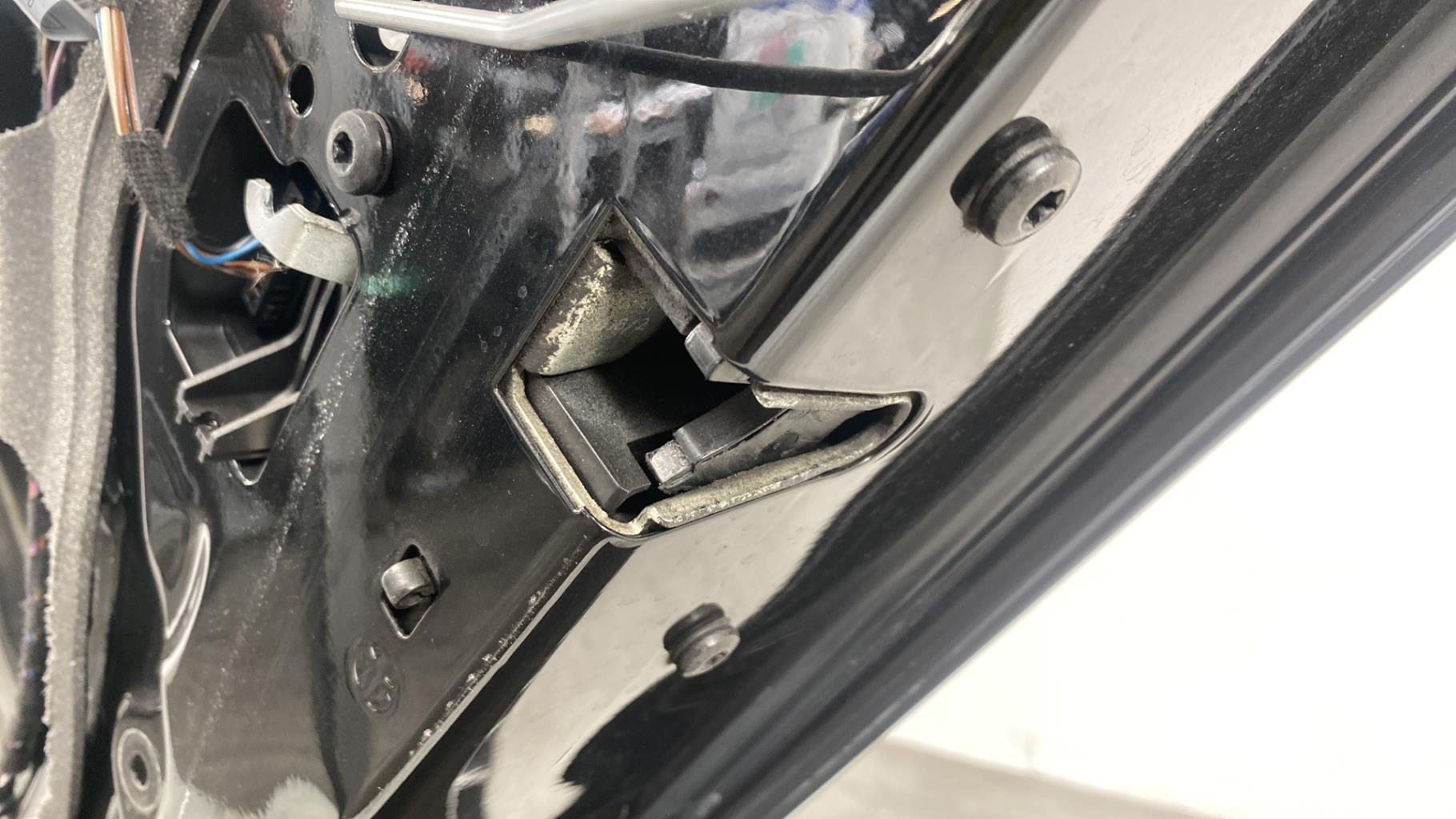Puerta trasera derecha BMW SERIE 1 E87 PHASE 2 Gasolina - 1