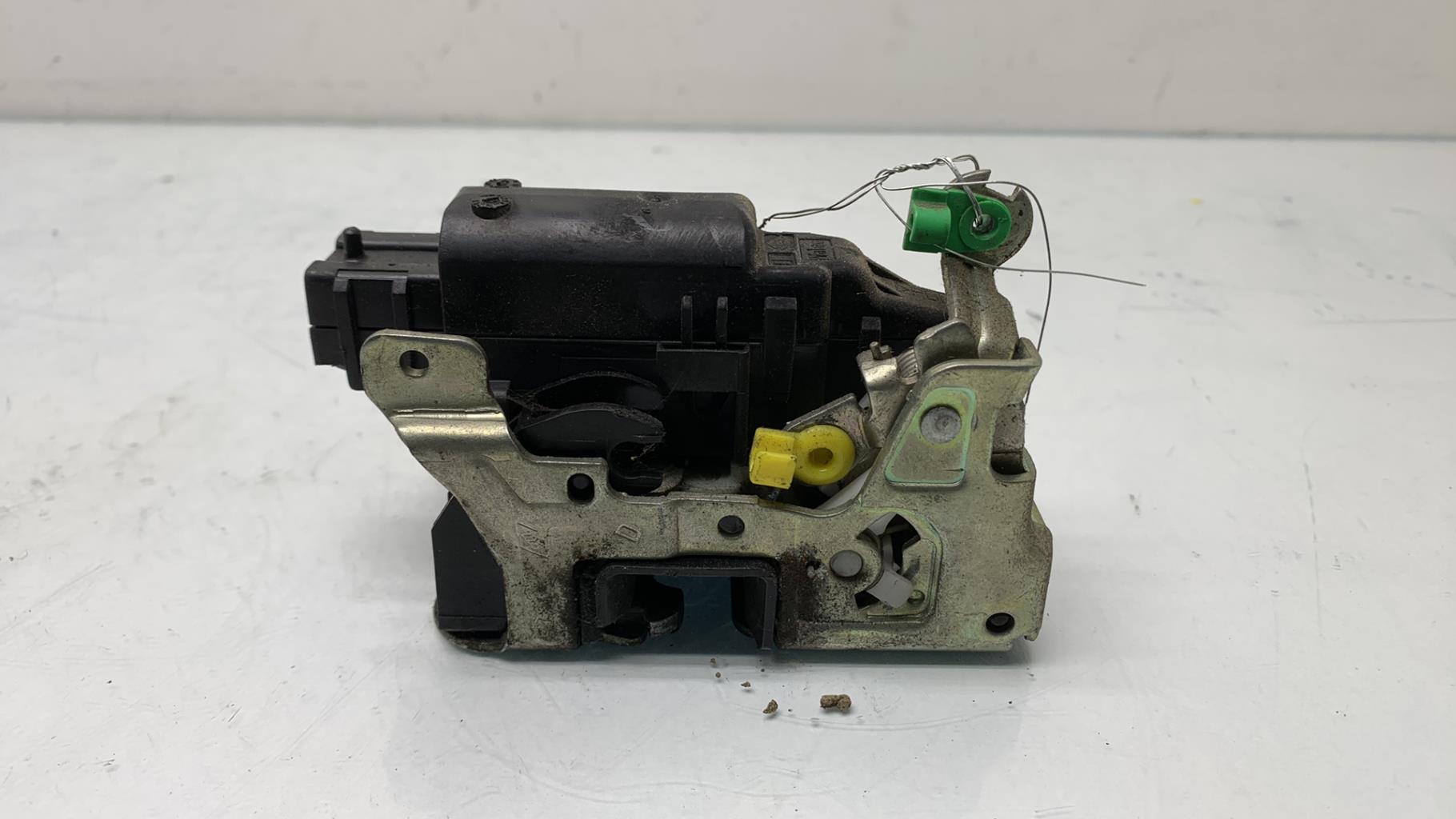 Serrure avant droit RENAULT MASTER 2 PHASE 1 Diesel - 1