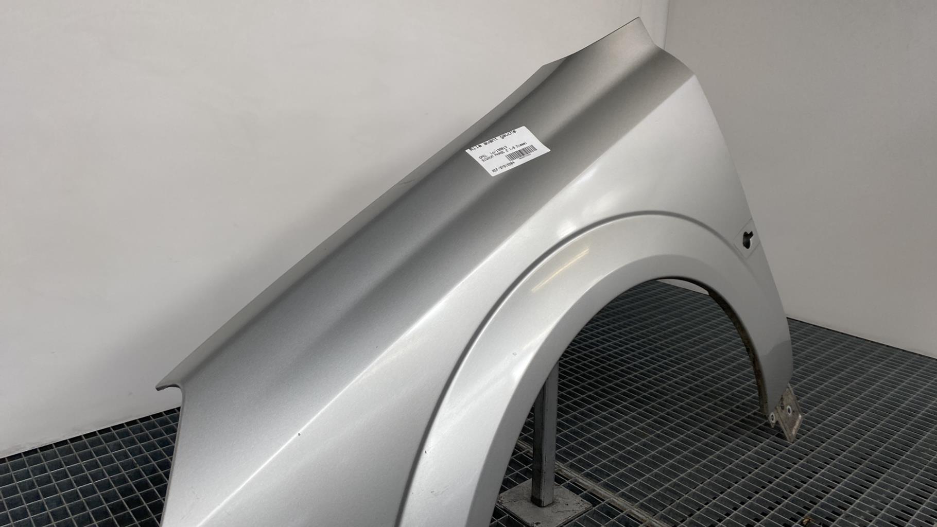 Aile avant gauche OPEL SIGNUM PHASE 2 Diesel - 1
