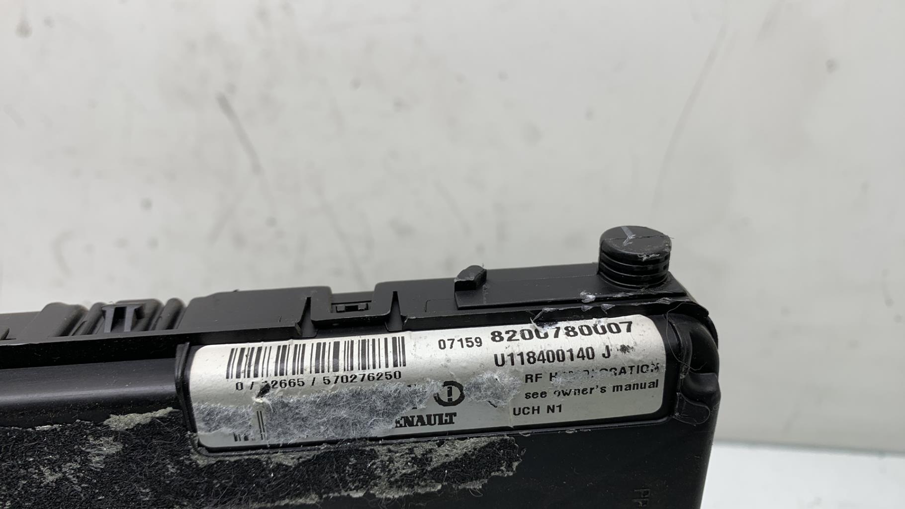 Boitier UCH RENAULT MEGANE 2 PHASE 2 BREAK Diesel - 1