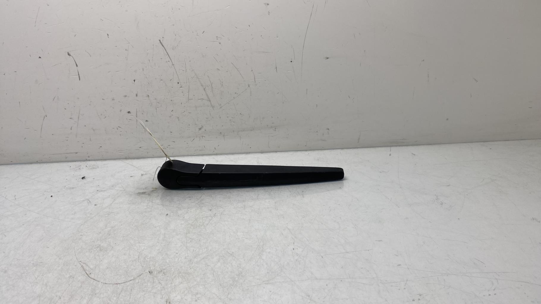 Braccio tergicristallo posteriore BMW SERIE 3 E91 TOURING PHASE 1 BREAK Diésel - 1