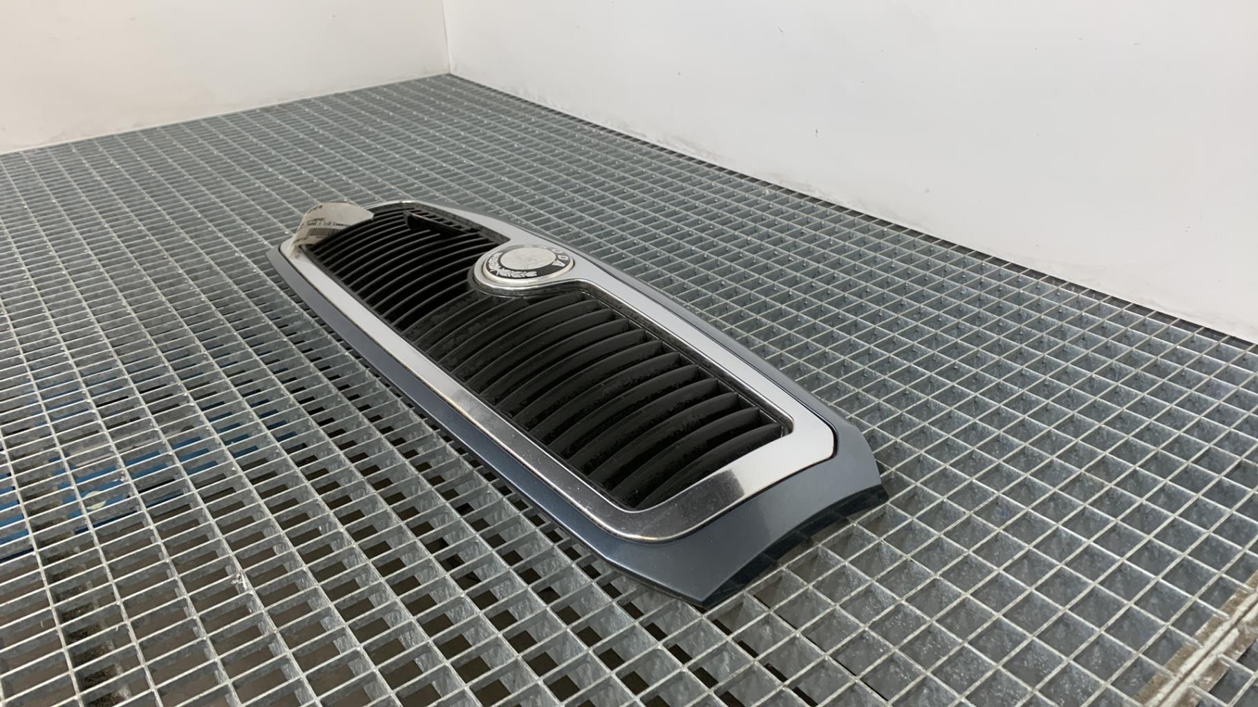 Calandre SKODA FABIA 1 PHASE 1 Essence - 1