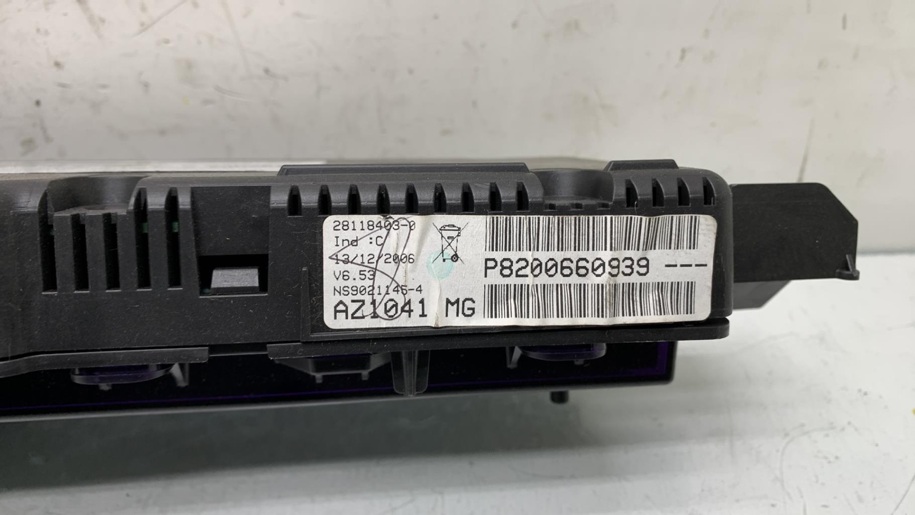 Compteur RENAULT ESPACE 4 PHASE 2 Diesel - 1