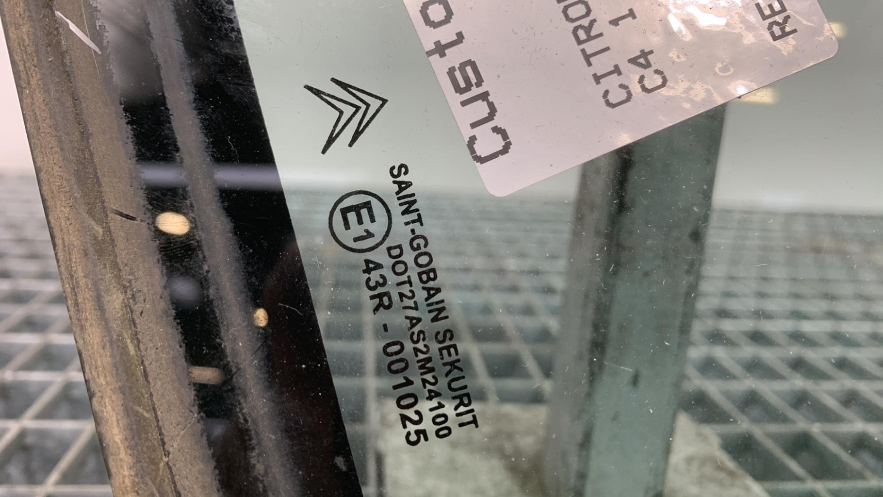 Custode avant gauche (porte) CITROEN C4 1 PHASE 2 Diesel - 1