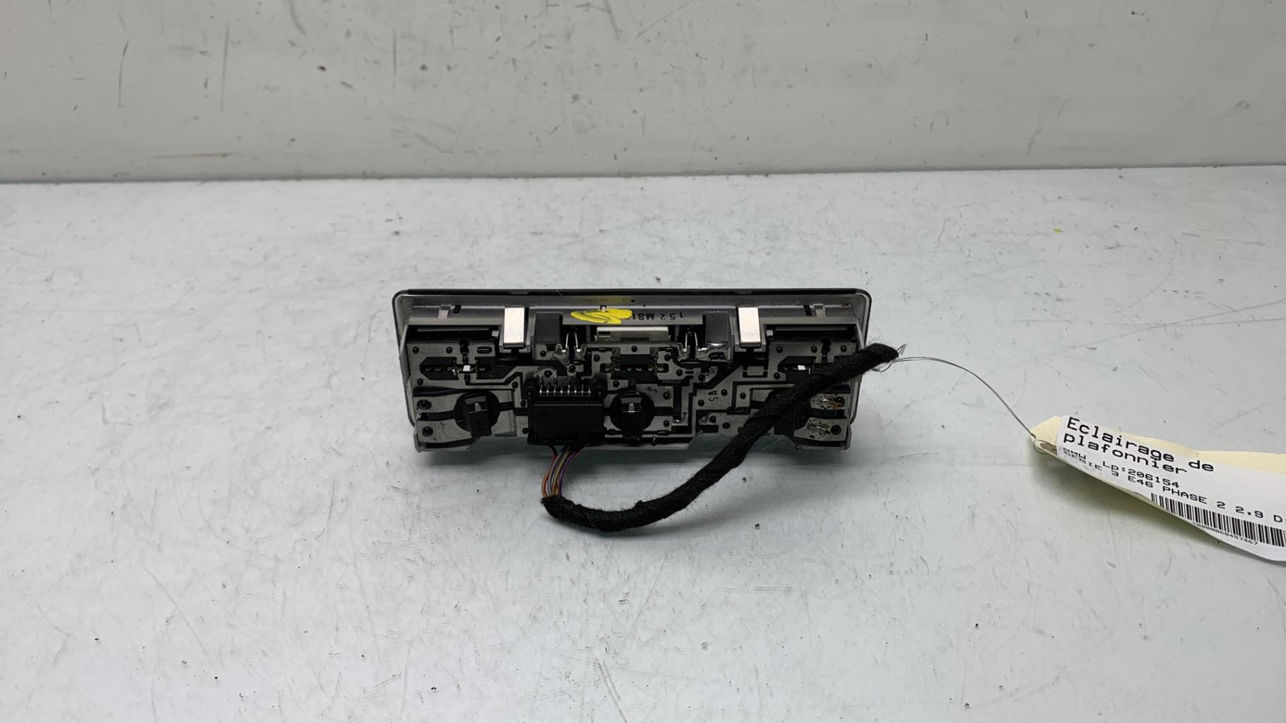 Eclairage de plafonnier BMW SERIE 3 E46 PHASE 2 Diesel - 1