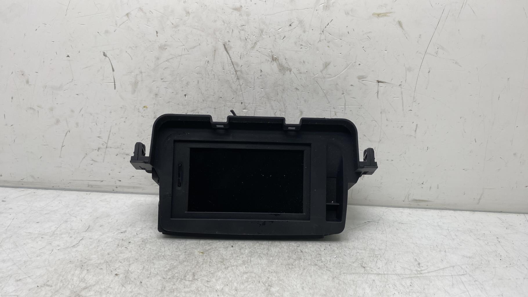 Ecran GPS RENAULT MEGANE 3 PHASE 1 Diesel - 1