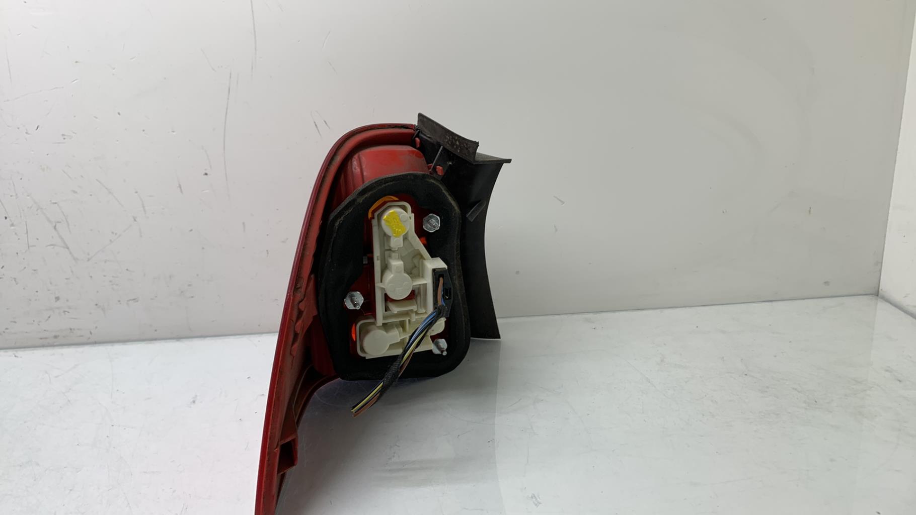 Fanale posteriore principale destro (luci) BMW SERIE 3 E91 TOURING PHASE 1 BREAK Diésel - 1