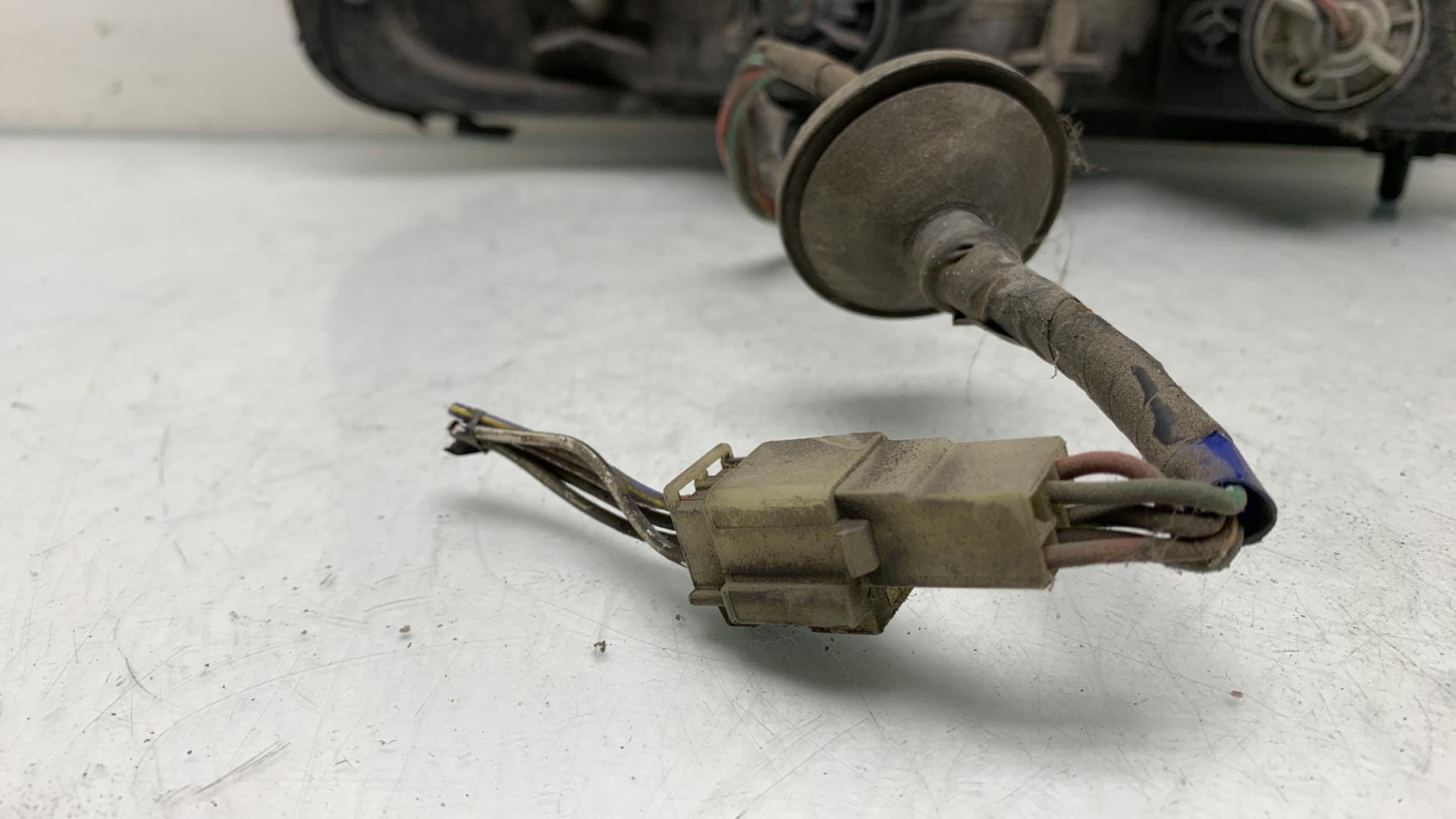 Fanale posteriore principale destro (luci) SUZUKI BALENO 1 Gasolina - 1